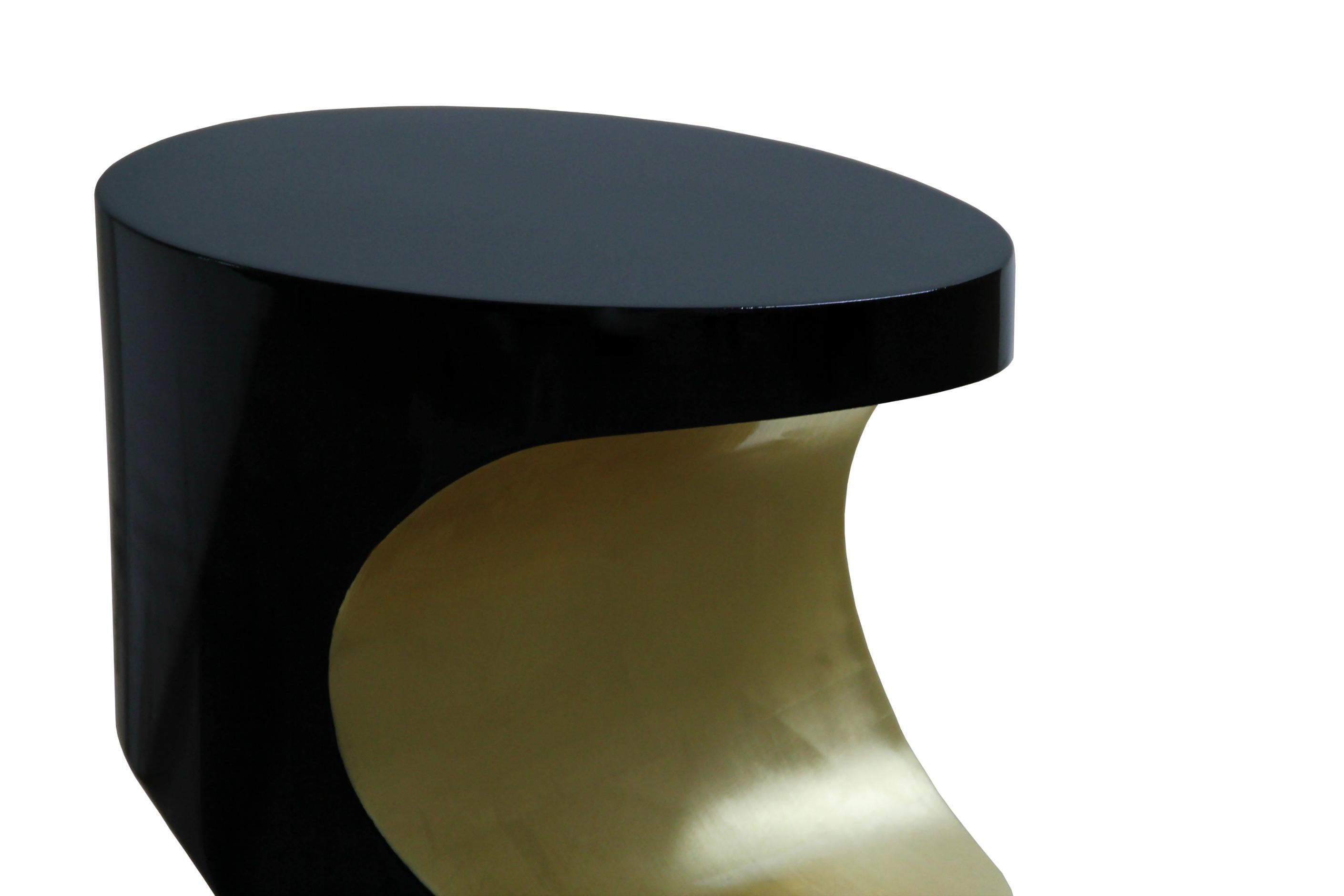 Portuguese Bryce Side Table in Fiber Glass with Black and Gold Details by Brabbu For Sale