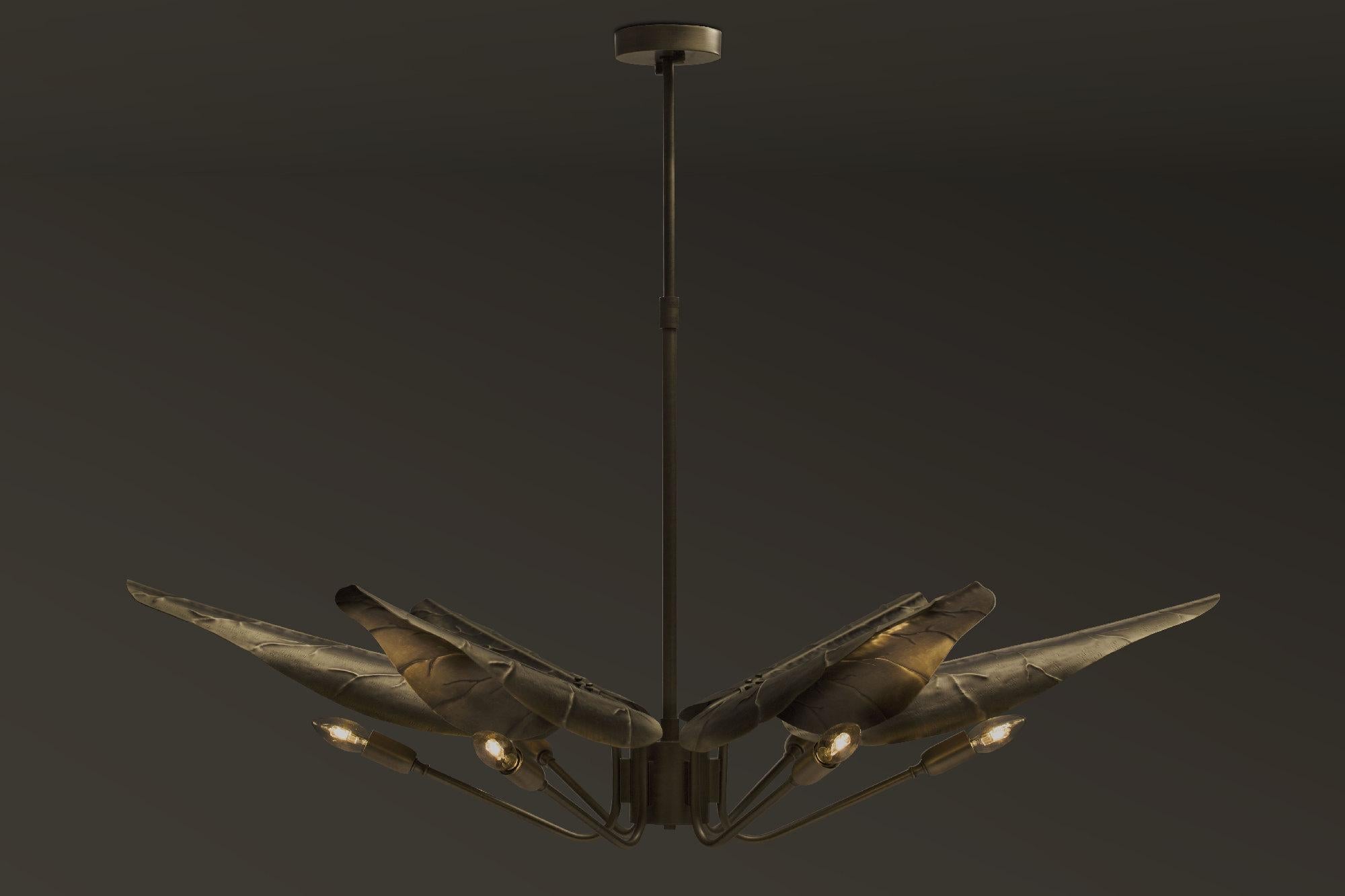Calla Suspension Light in Hammered Aged Brass For Sale 1