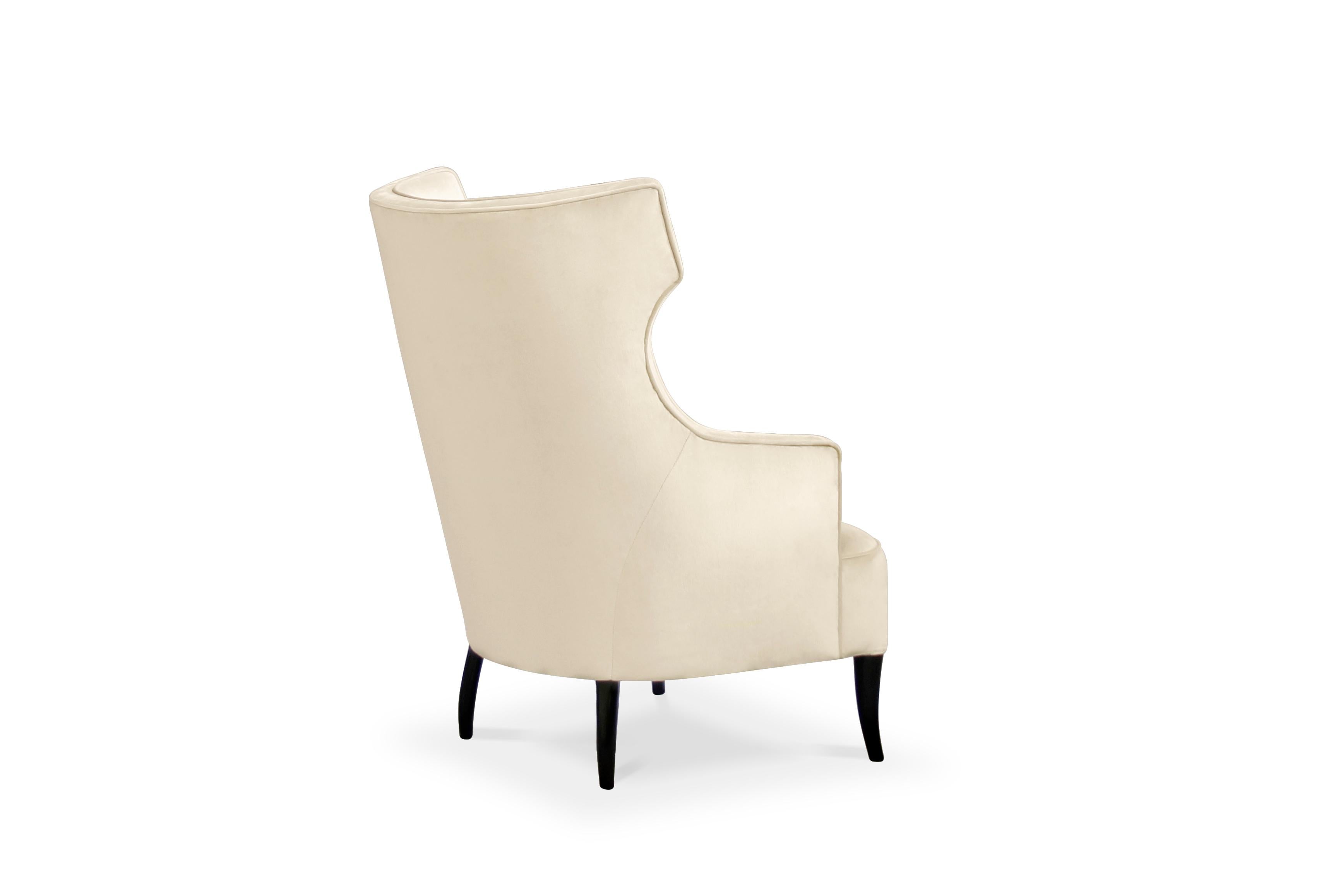 In the border between Argentina & Brazil, there is one of the most striking views in the world – the Iguazu falls. IGUAZU wing chair perfectly combines the strength of these mesmerizing waterfalls. As a high-back lounge chair, upholstered in cotton