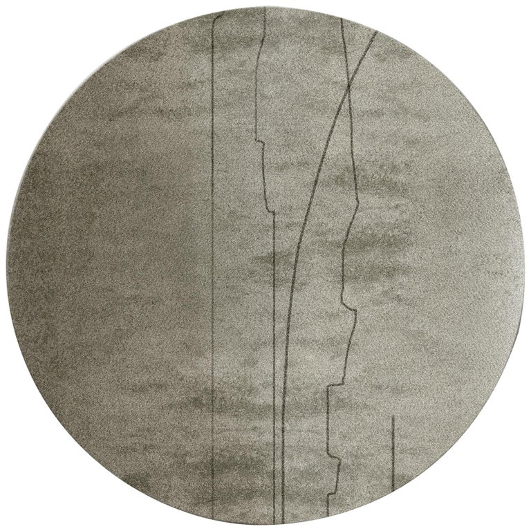 Kalina Circular Tufted Tencel Rug II in Gray Gradient For Sale at 1stDibs