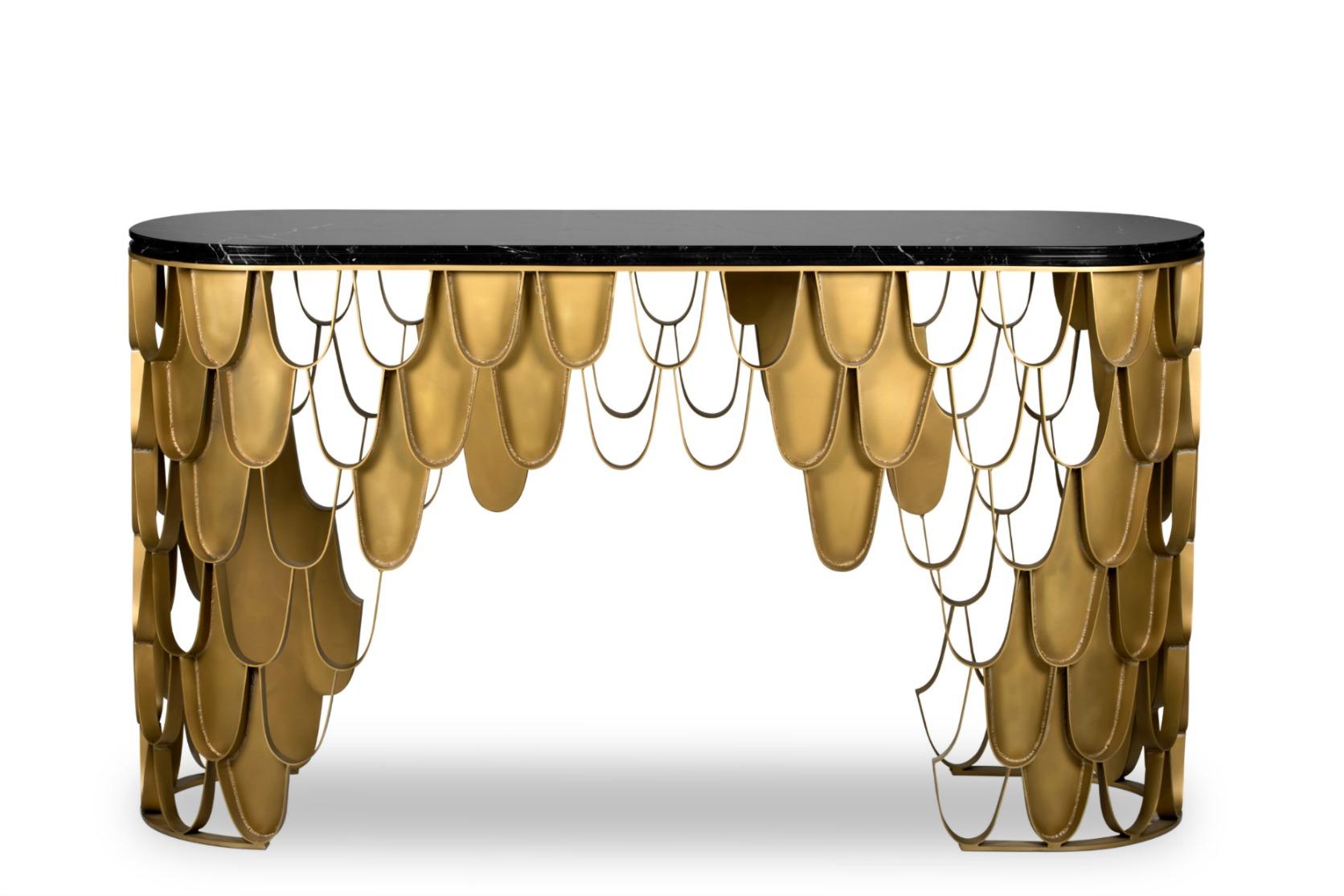 Koi carp is a recurring symbol of Japanese culture. Its natural color mutations reveal their capacity to adapt, just like KOI console table. This foyer table will add refined elegance to any modern interior design.
Base in brushed aged brass, top in
