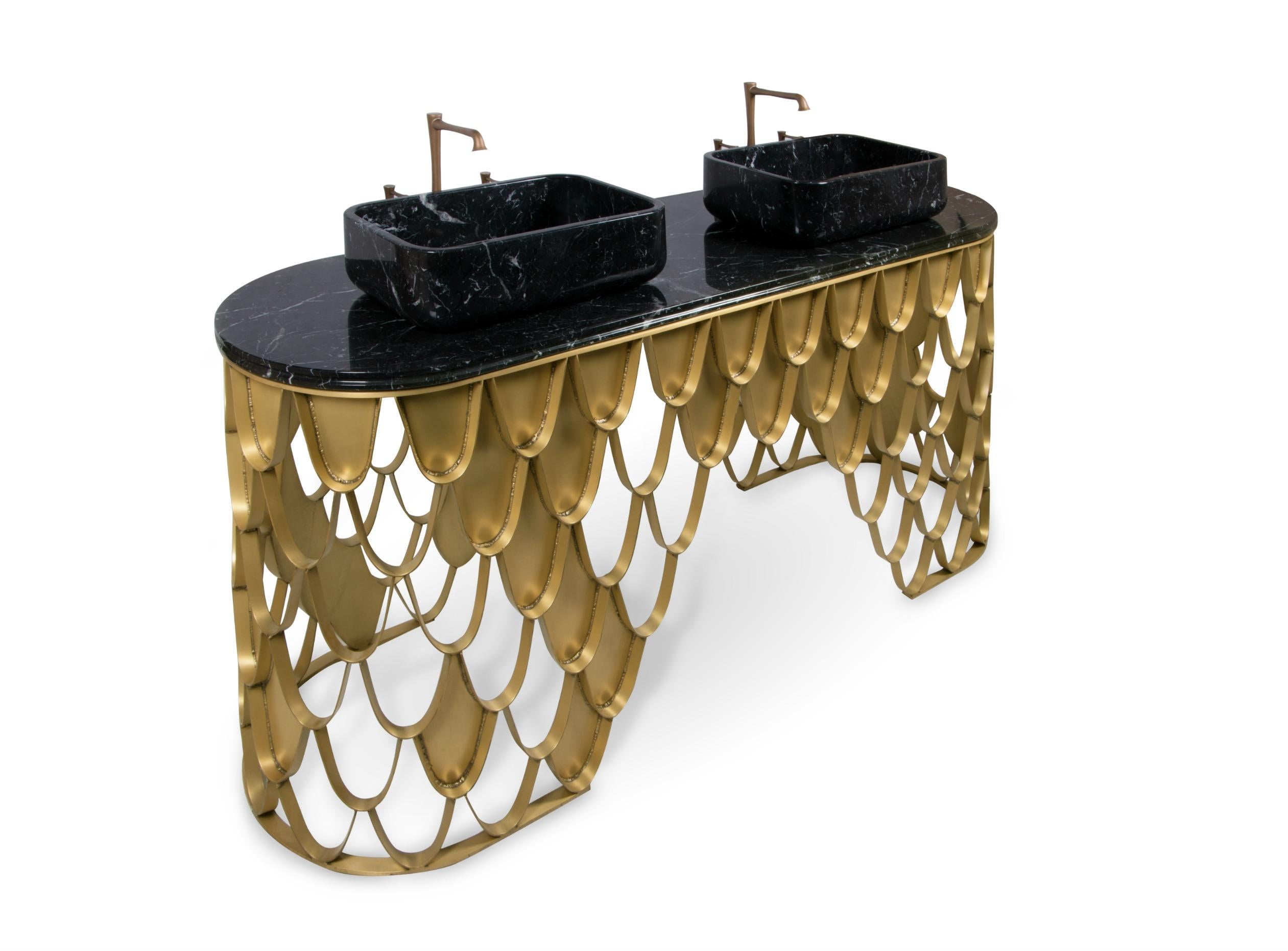 Modern Koi Washbasin in Estremoz Marble Gray with Brass Base by Maison Valentina For Sale