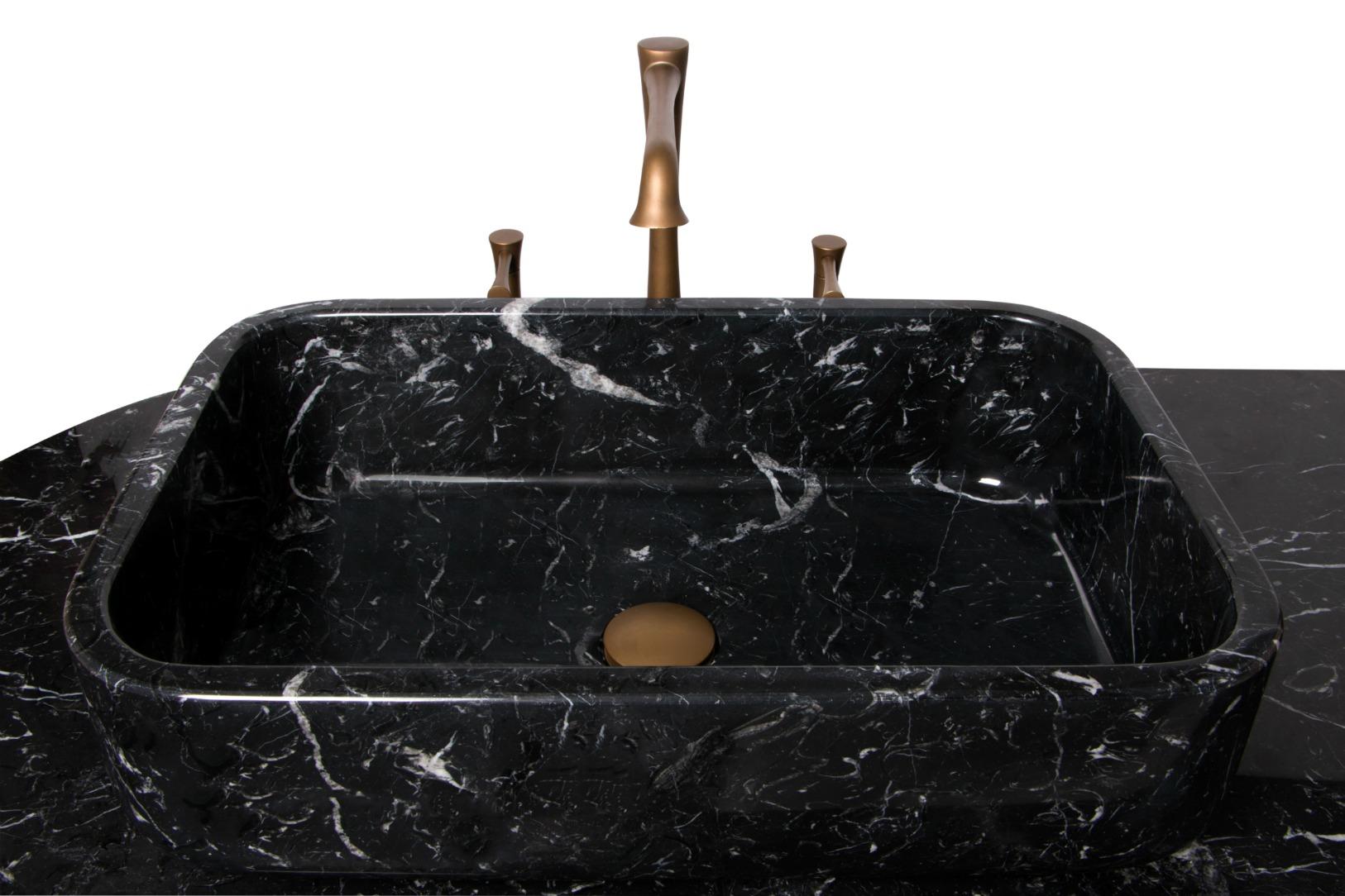 Koi Washbasin in Estremoz Marble Gray with Brass Base by Maison Valentina In New Condition For Sale In New York, NY