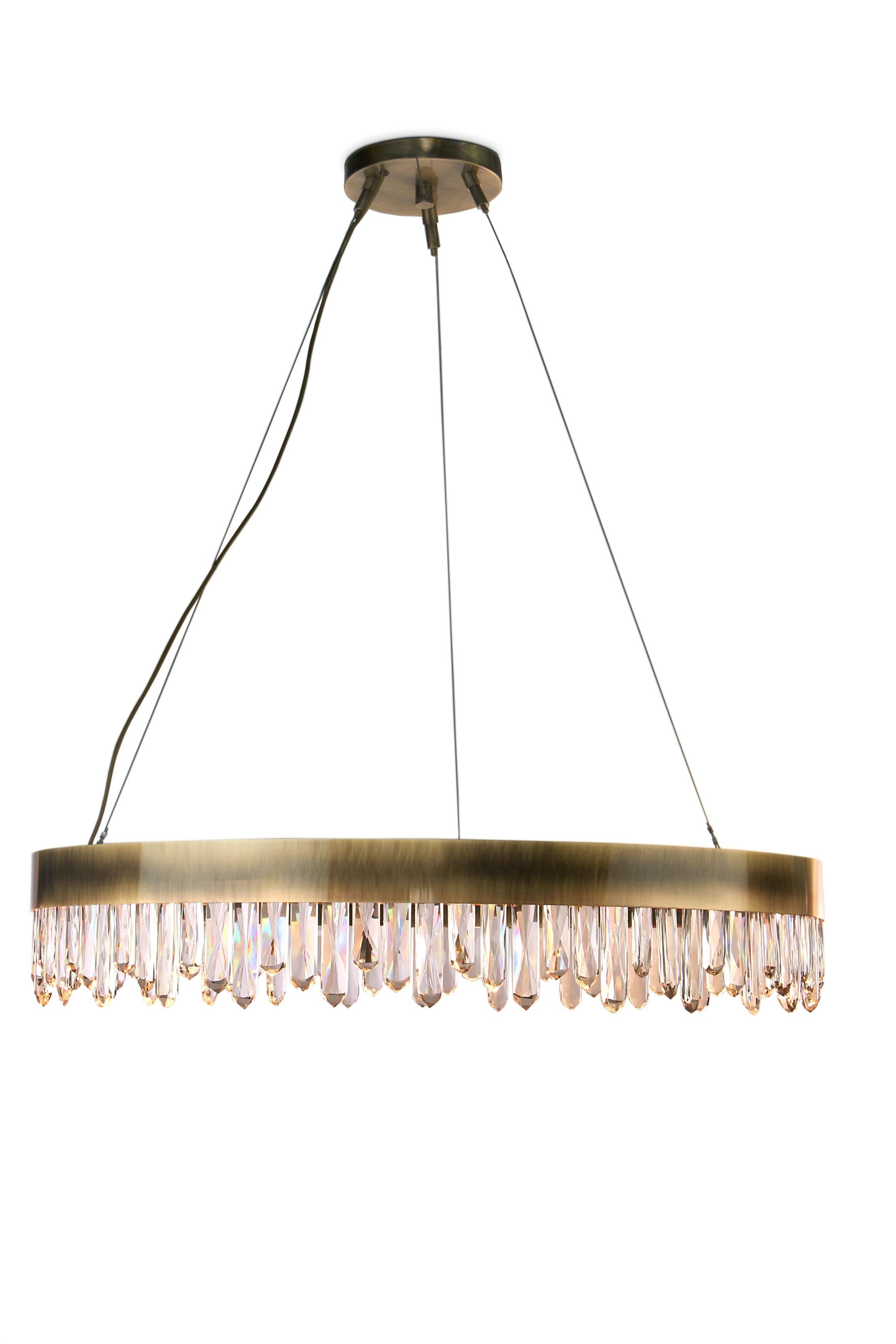 Naicca Suspension Light in Brushed Brass and Quartz by Brabbu In New Condition For Sale In New York, NY