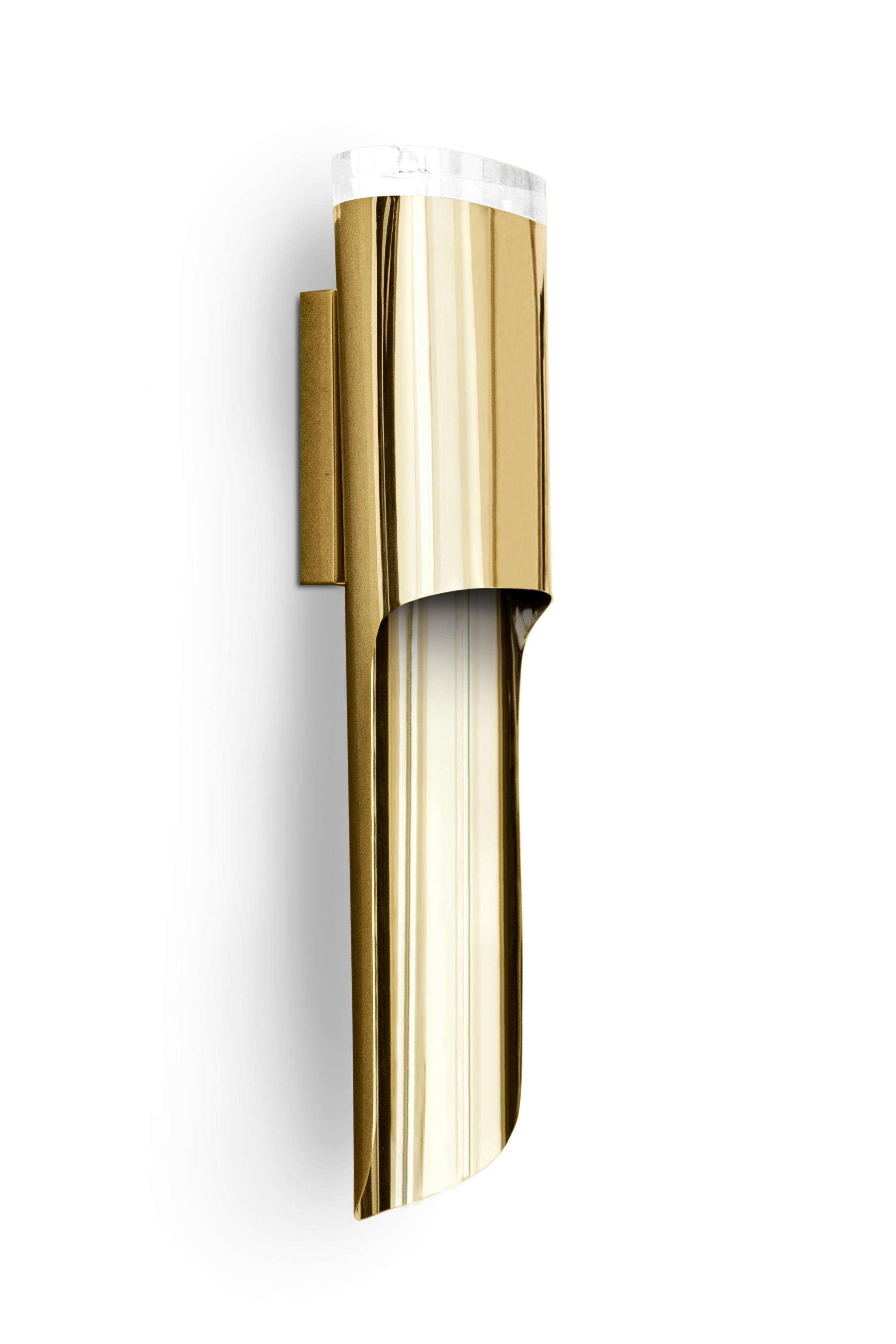 Mid-Century Modern Phong Sconce in Gold-Plated Brass with Acrylic Shade For Sale