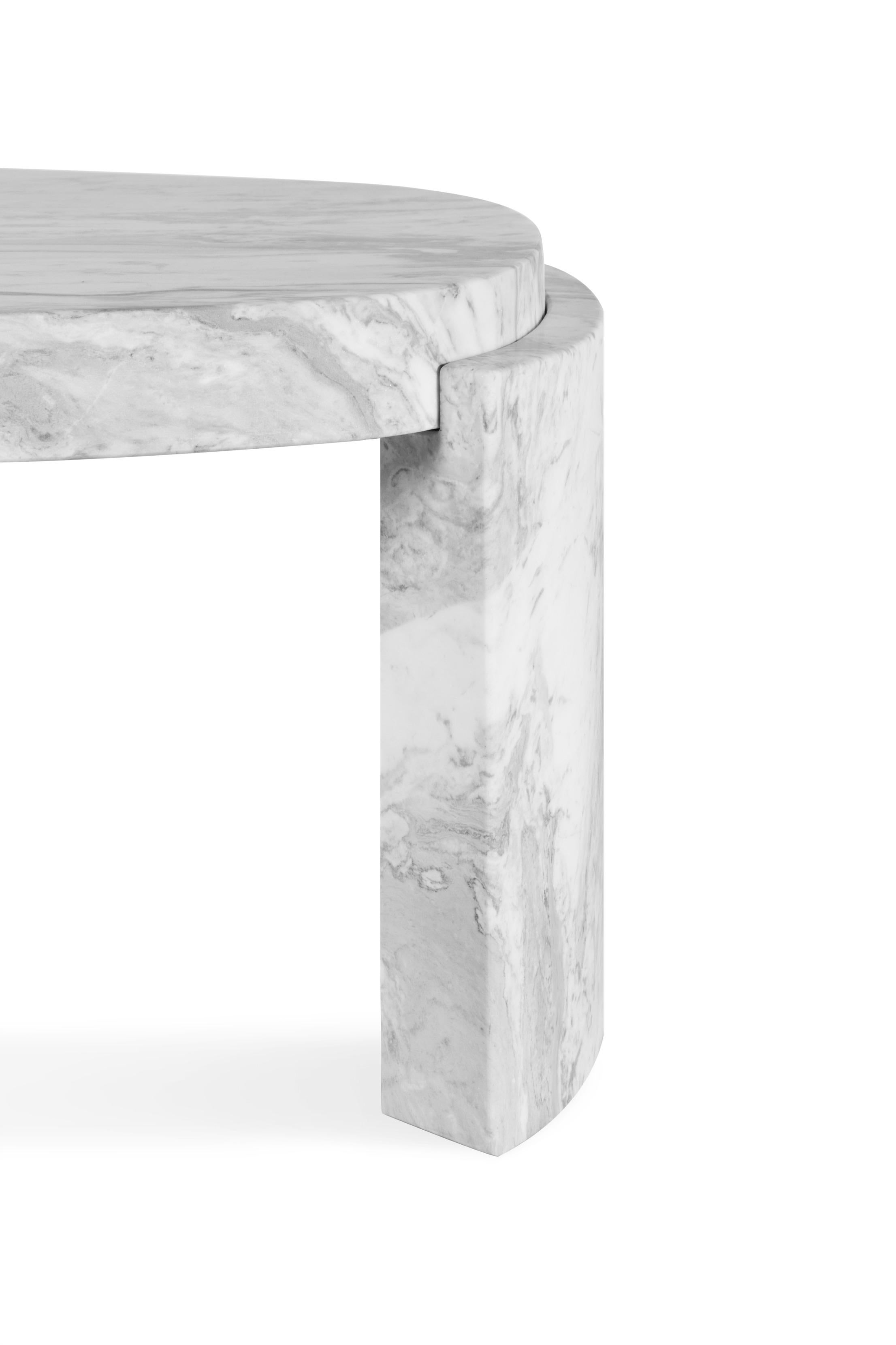 Mid-Century Modern Tacca Centre Table in White Carrara Marble For Sale