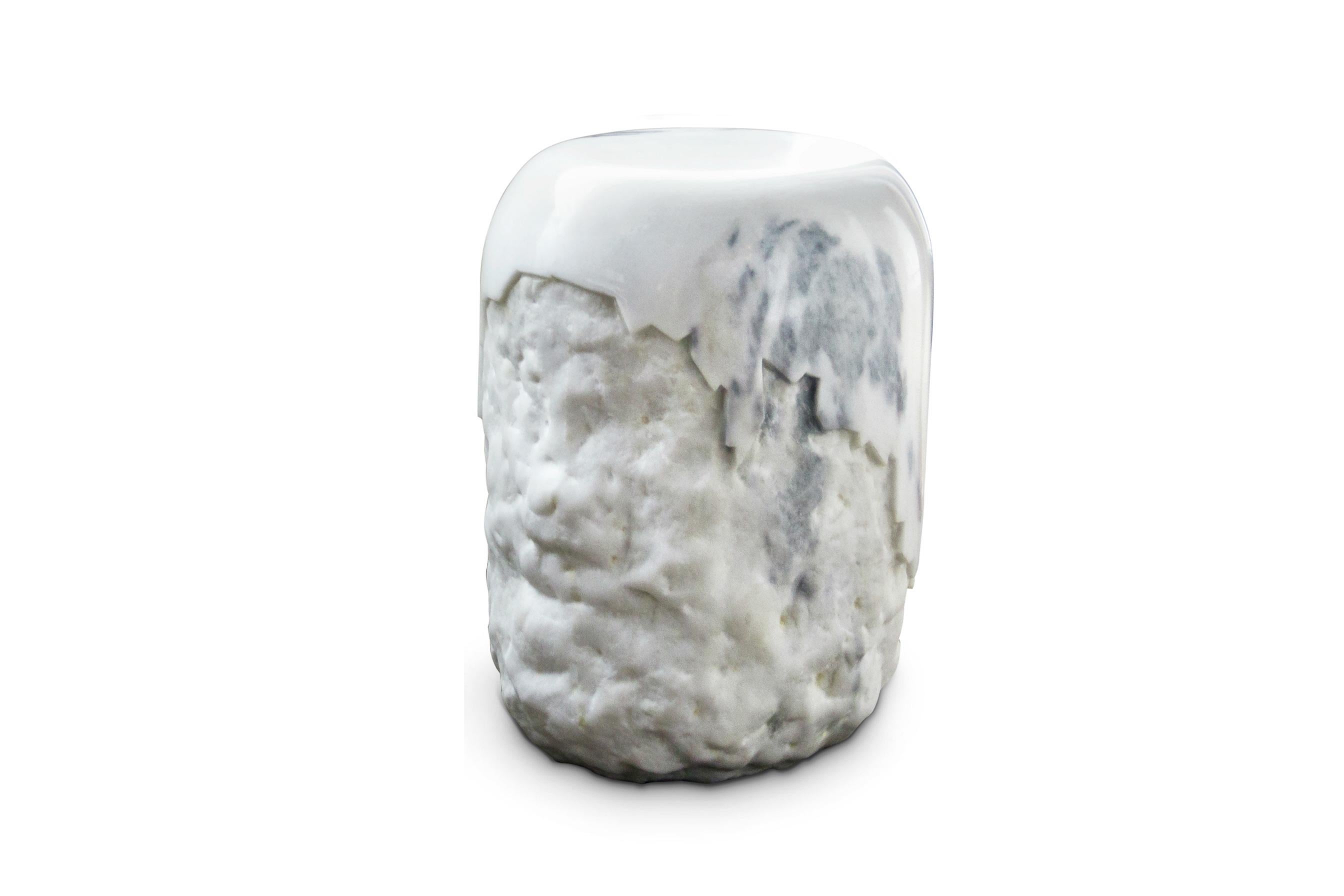 Yoho National Park is known for its expansive glaciers and impressive waterfalls. Made of Carrara marble, Yoho stool is a tribute to this natural beauty. Place it in a modern interior design and this contemporary stool will complement it, adding an