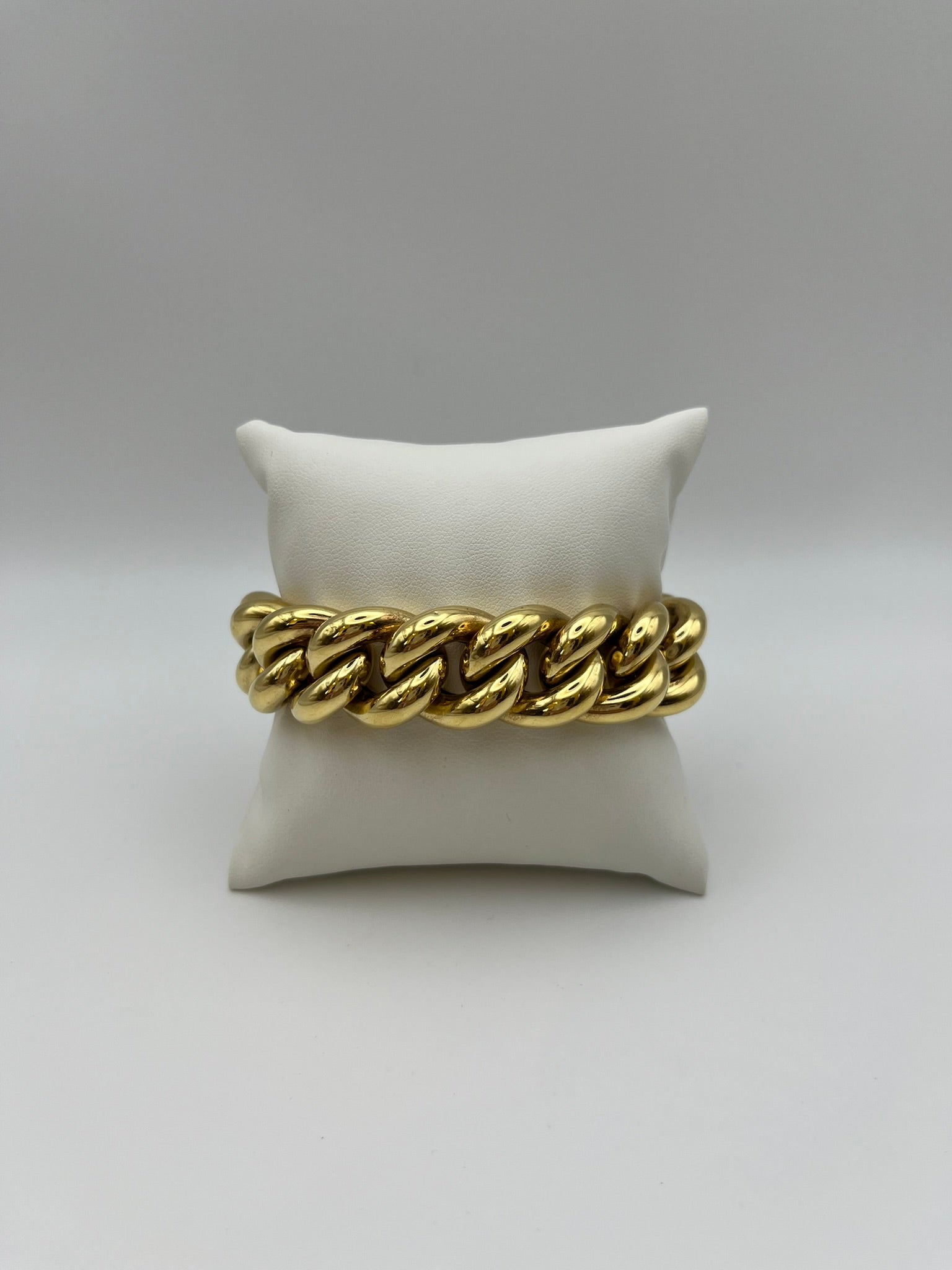 Pulsera artesanal Groummette de oro amarillo de 18 kt. en venta