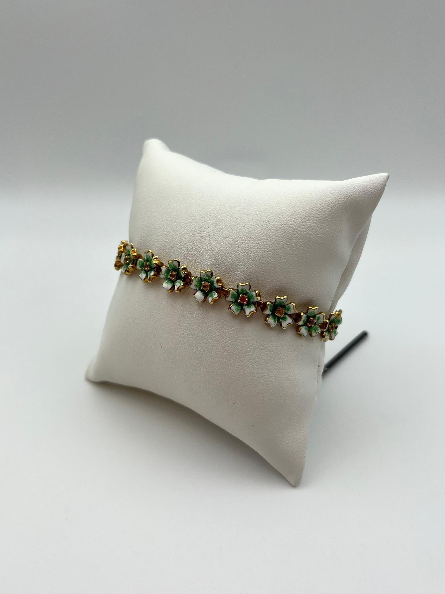 Moderne Bracelet fait main en or jaune 18 carats avec saphirs jaunes en vente