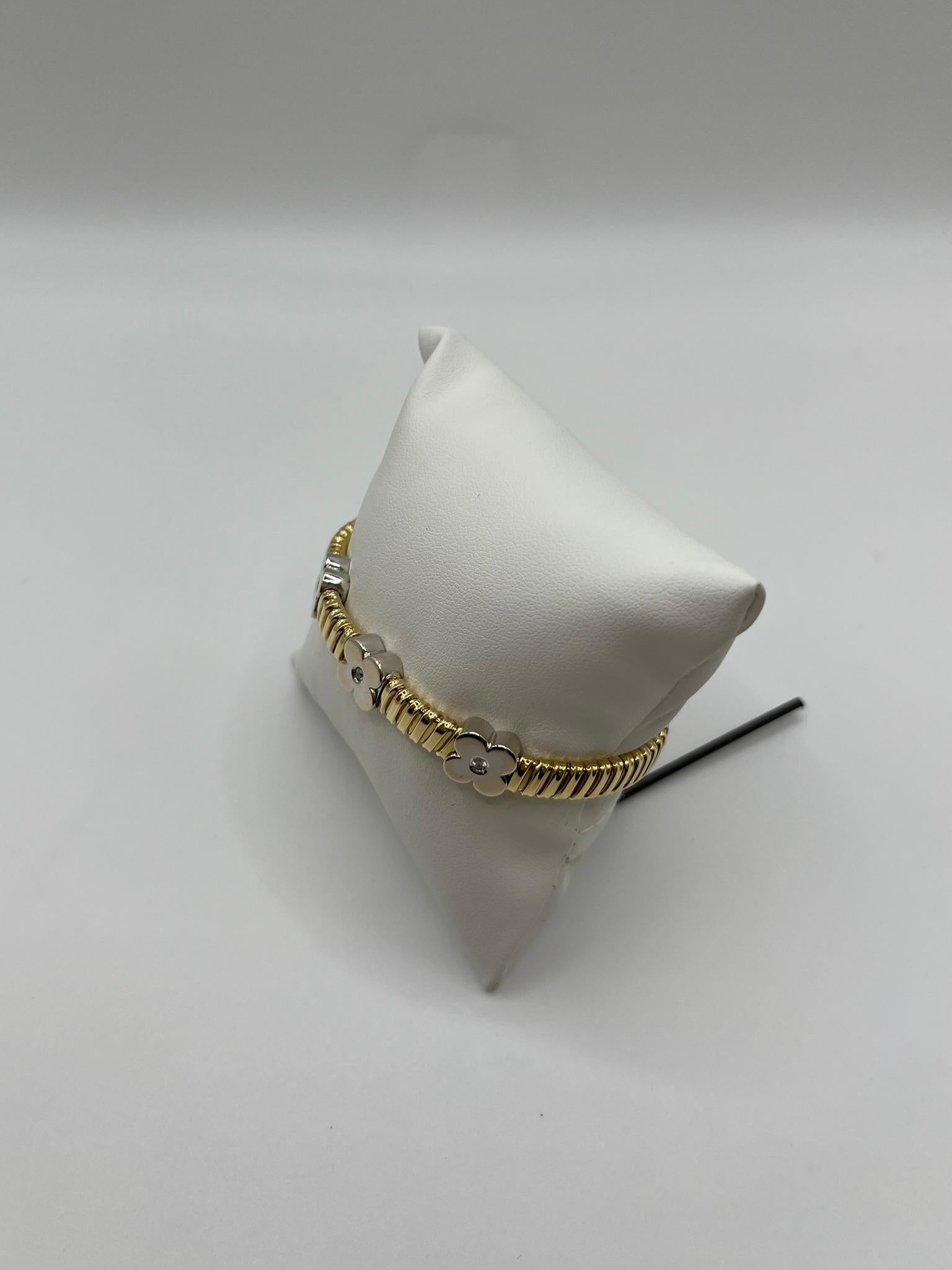 Pulsera Tubogas de oro amarillo y blanco de 18 quilates con diamantes en Excelente estado para la venta en Abano Terme, IT