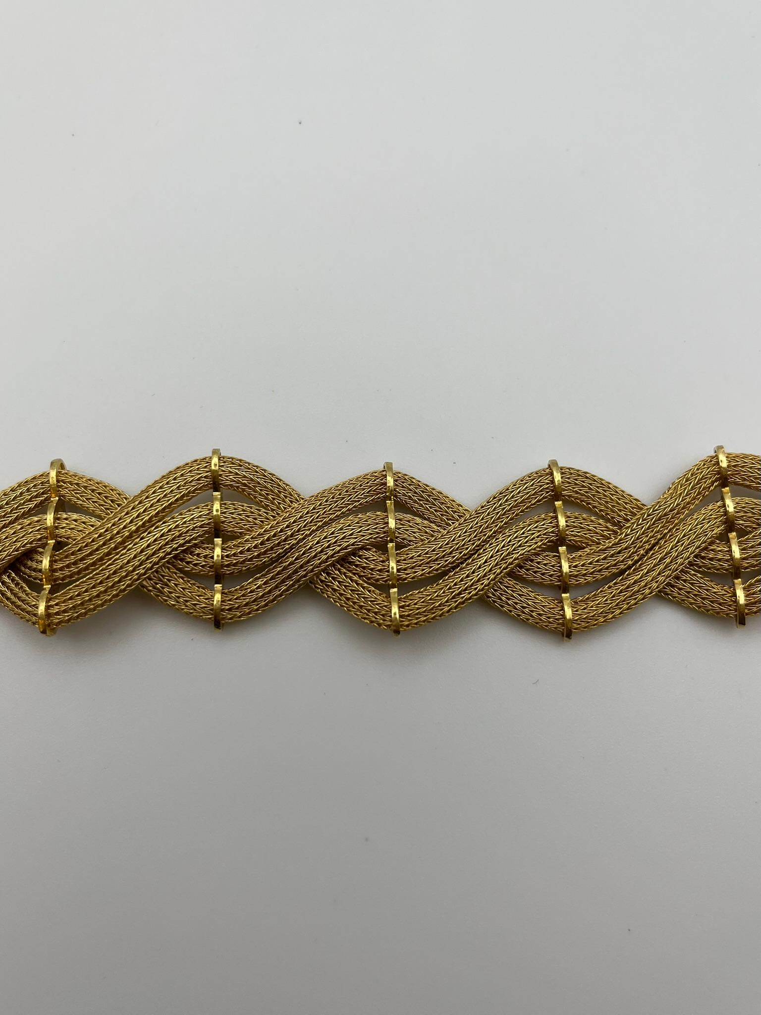 Bracelet vintage en or jaune 18 carats tressé en vente 7