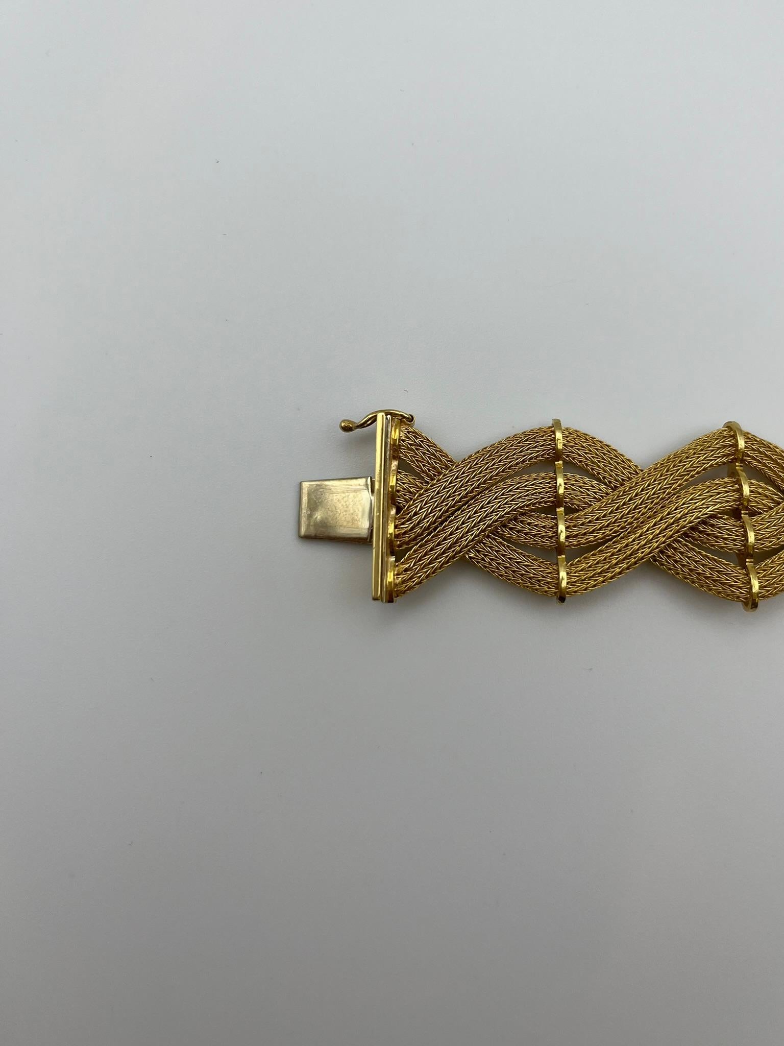 Bracelet vintage en or jaune 18 carats tressé en vente 4