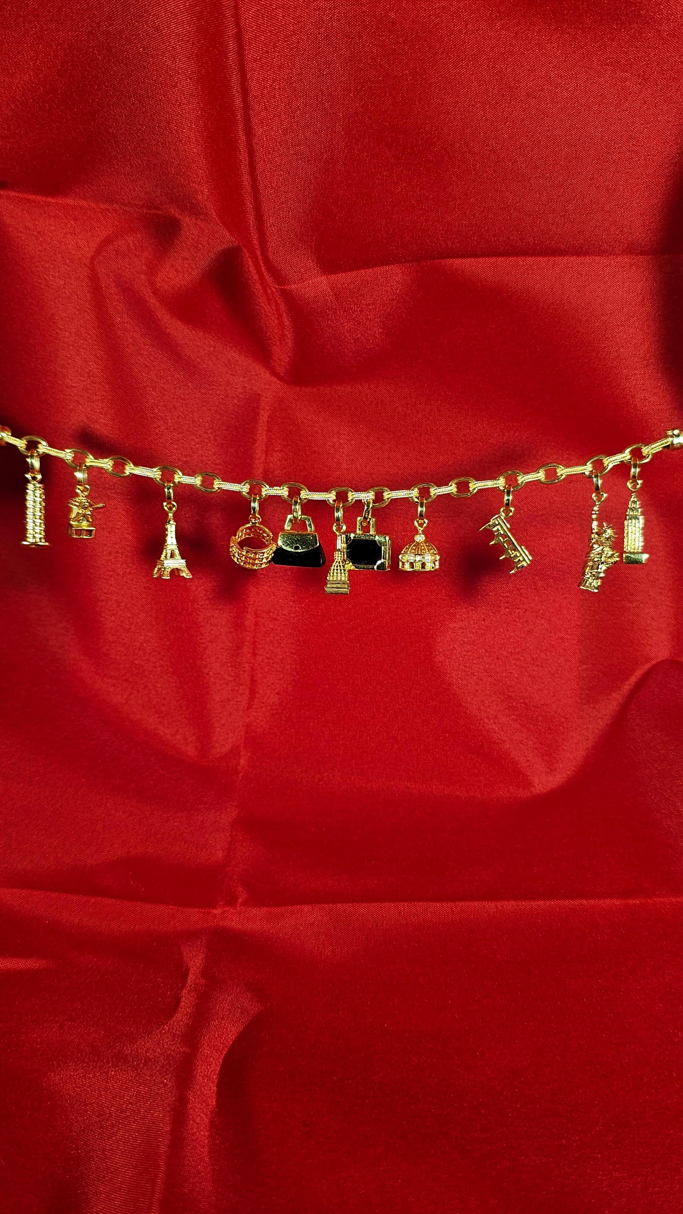 Taglio singolo Bracciale Charms in oro 18 Kt Massiccio e Onice in vendita