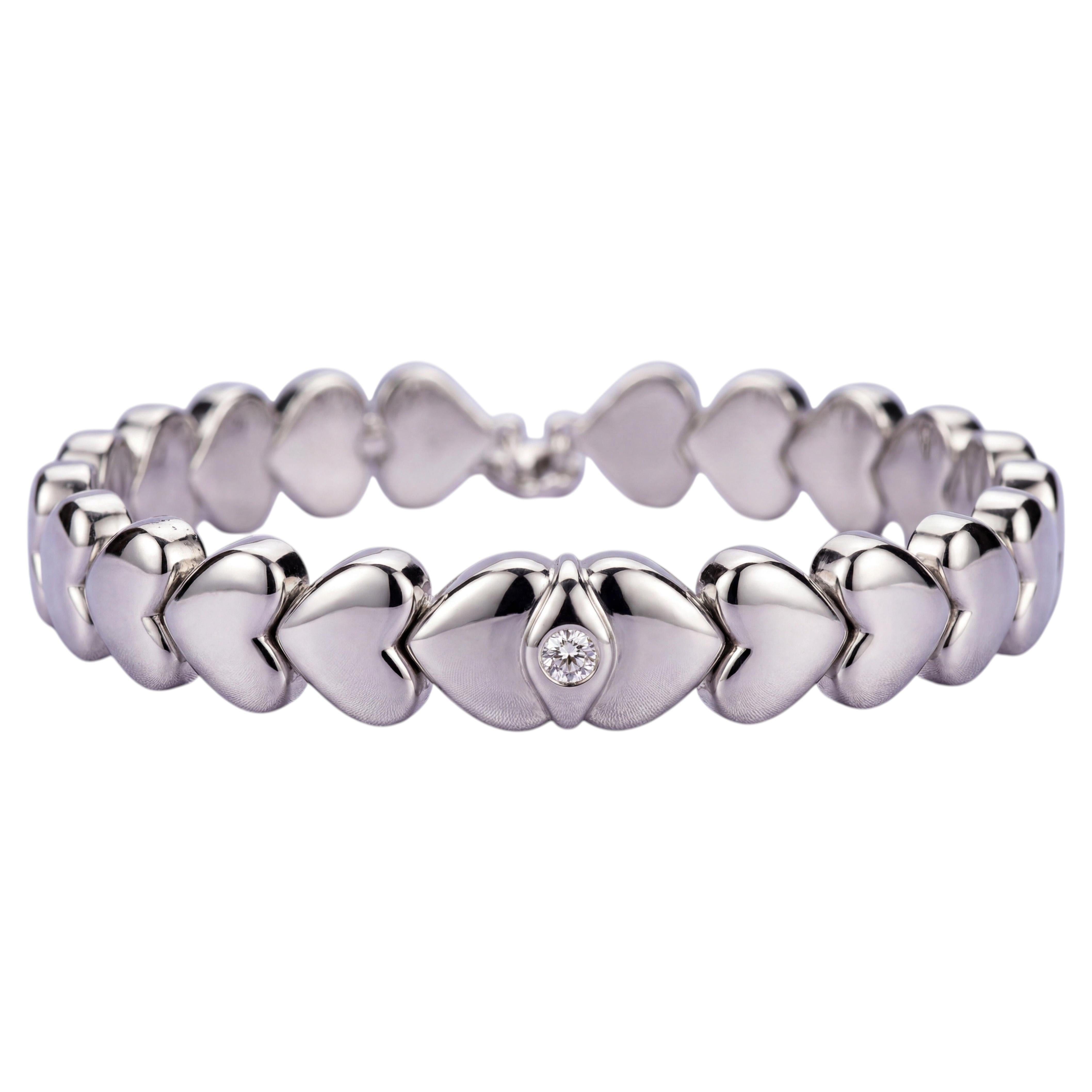 Fratelli Coppini 18K White Gold Heart Bracelet with Diamond, Italy For Sale