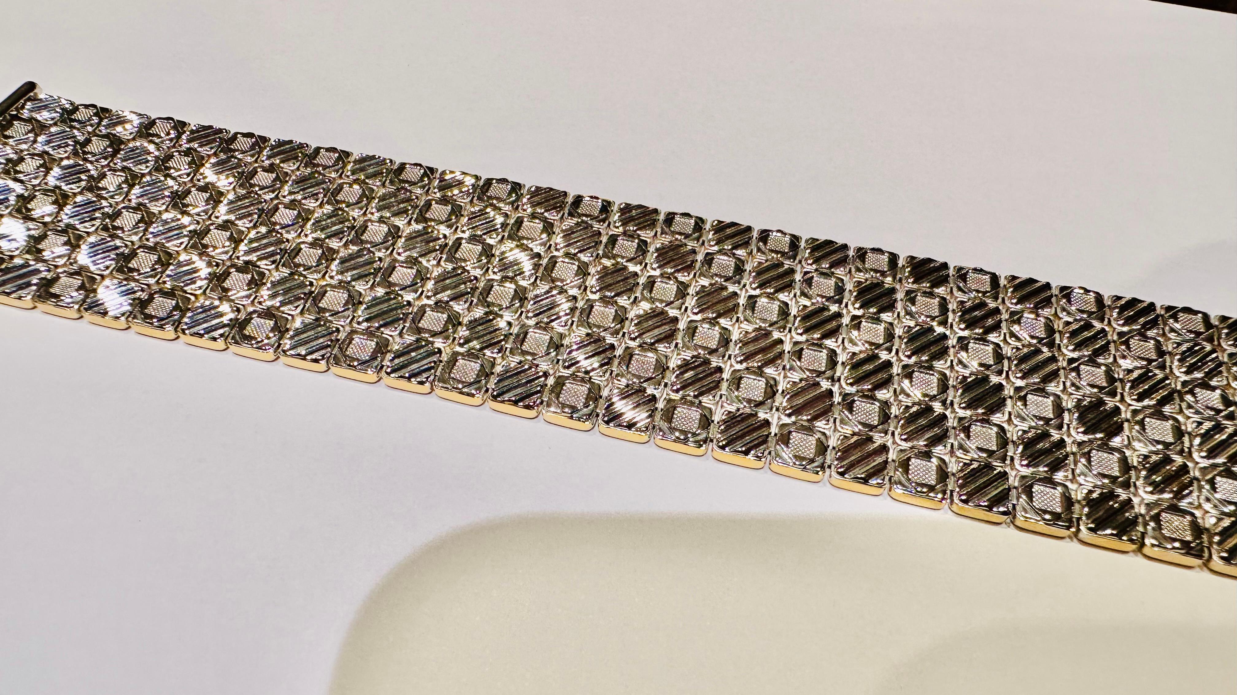 Chimento Bracelet double face en or jaune et blanc 18 ct  Unique en vente 3