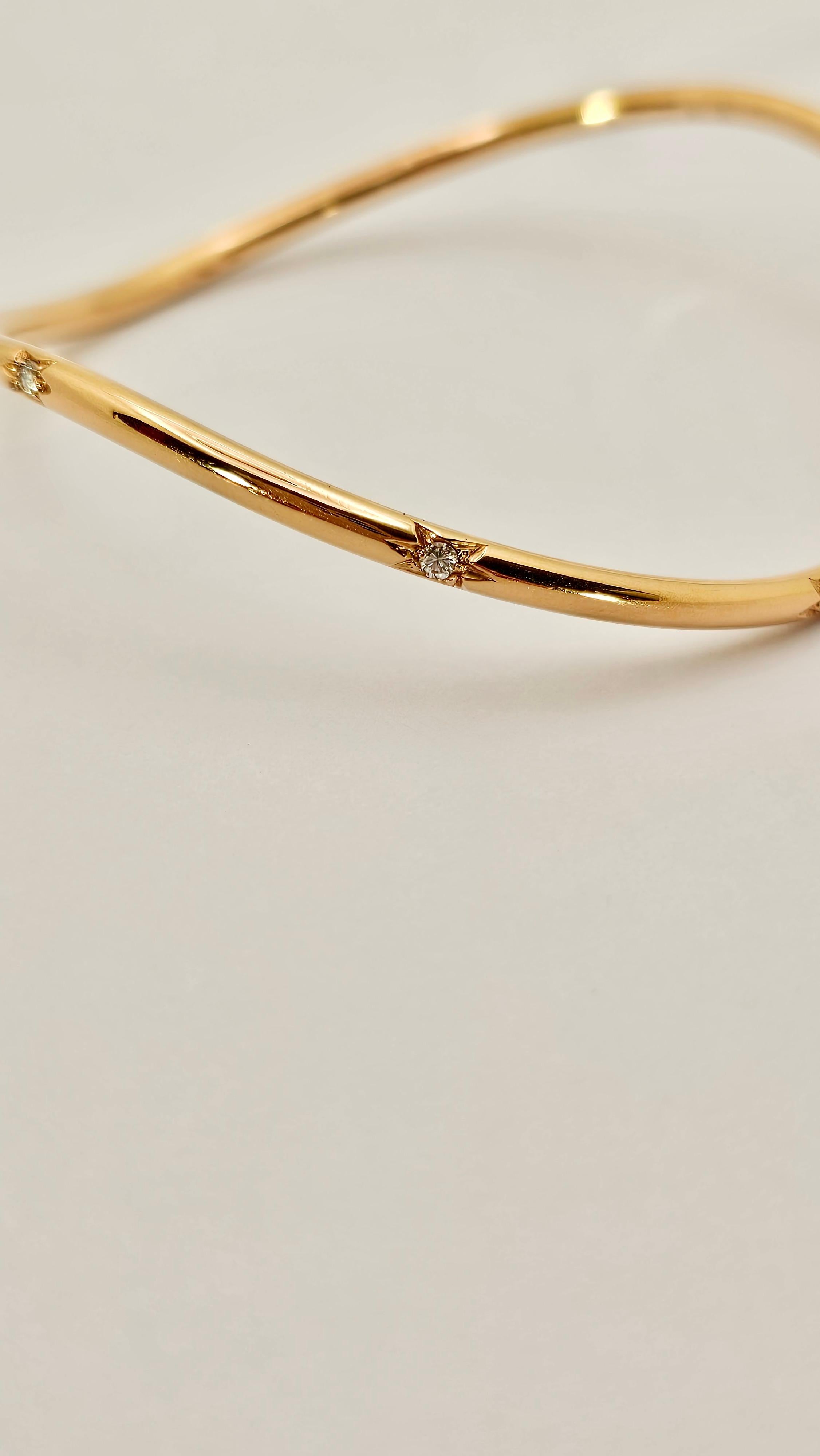 Bracciale Ergonomico Massiccio in Oro Rosa 18Kt e Diamanti In condizioni Nuovo in vendita a Cattolica, IT