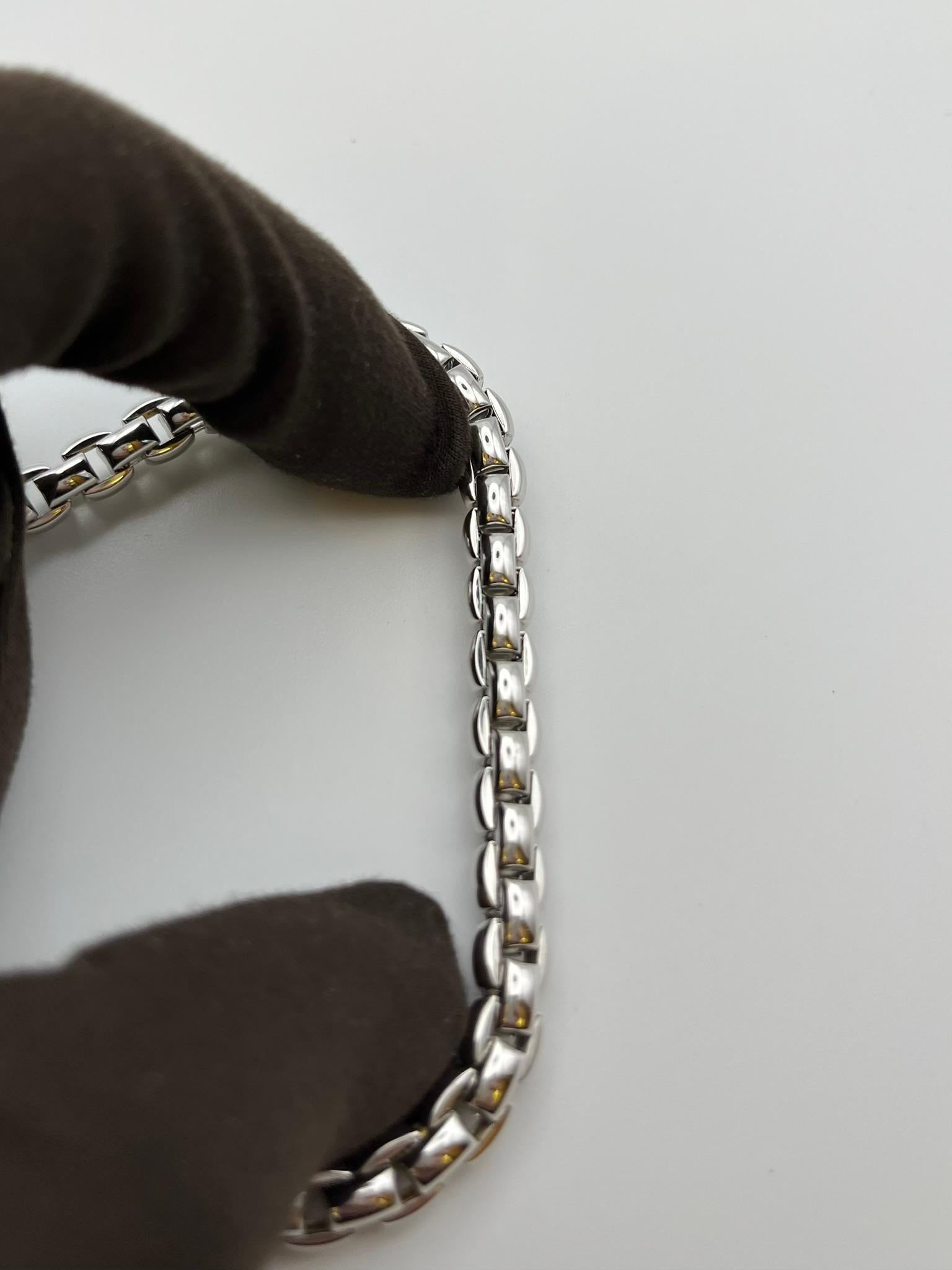 Fope Flex'it bracelet in 18 kt white gold. For Sale 5