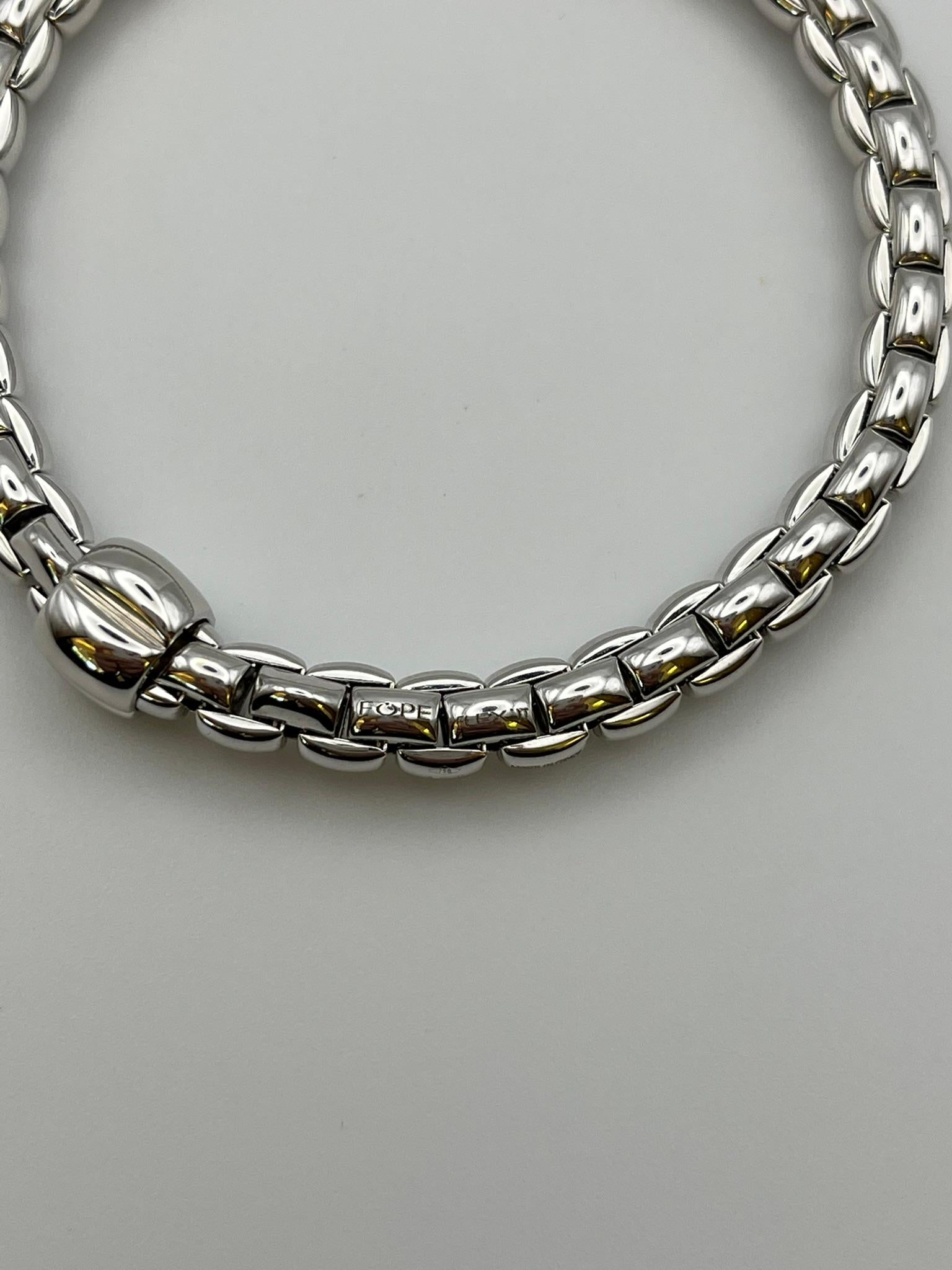 Fope Flex'it bracelet in 18 kt white gold. For Sale 7