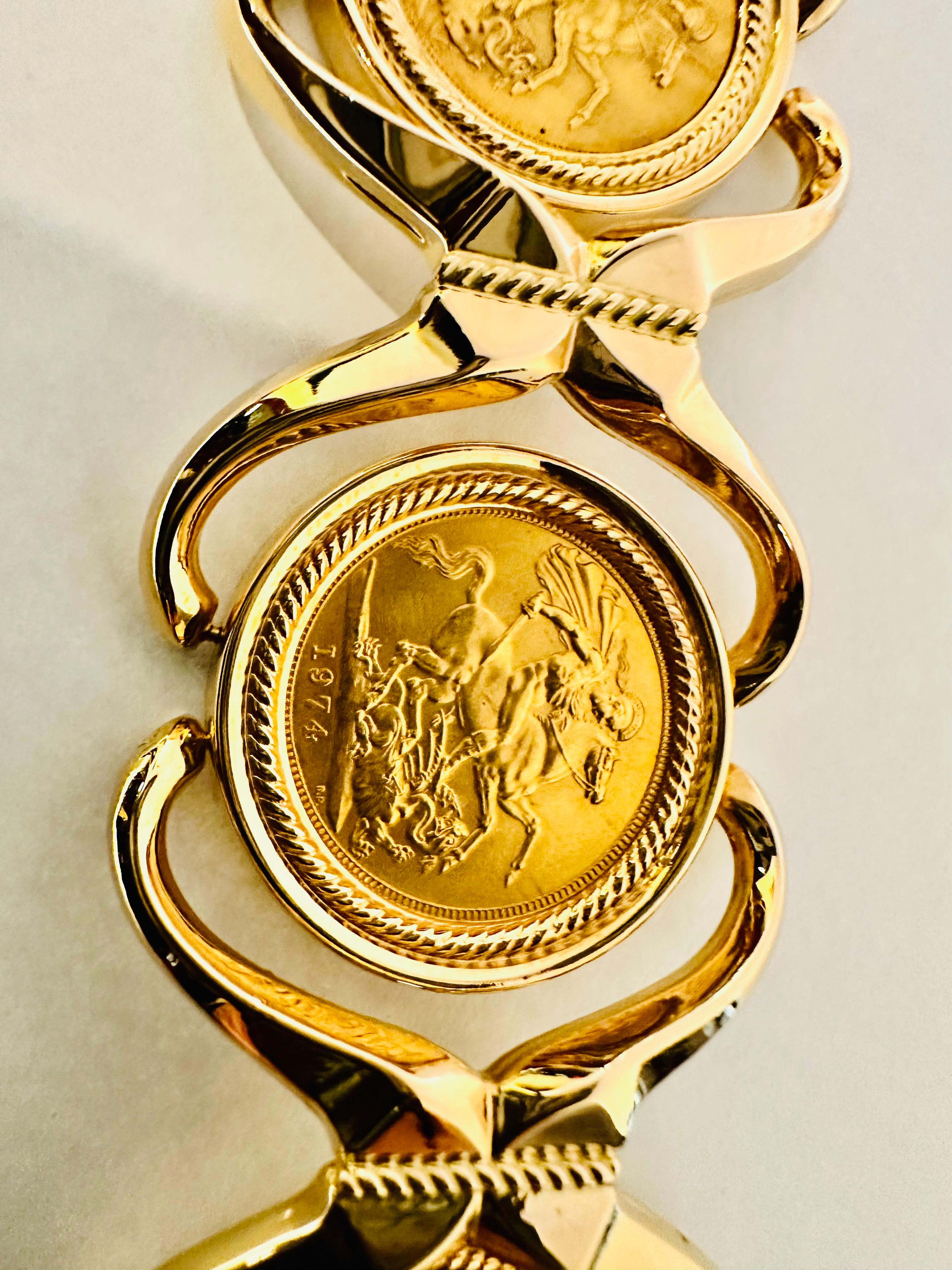 A masterpiece of value and tradition, this exclusive bracelet is made entirely of gold and embellished with authentic British gold pounds. Each set coin carries centuries of history and represents a symbol of wealth, prestige and protection. Worn in