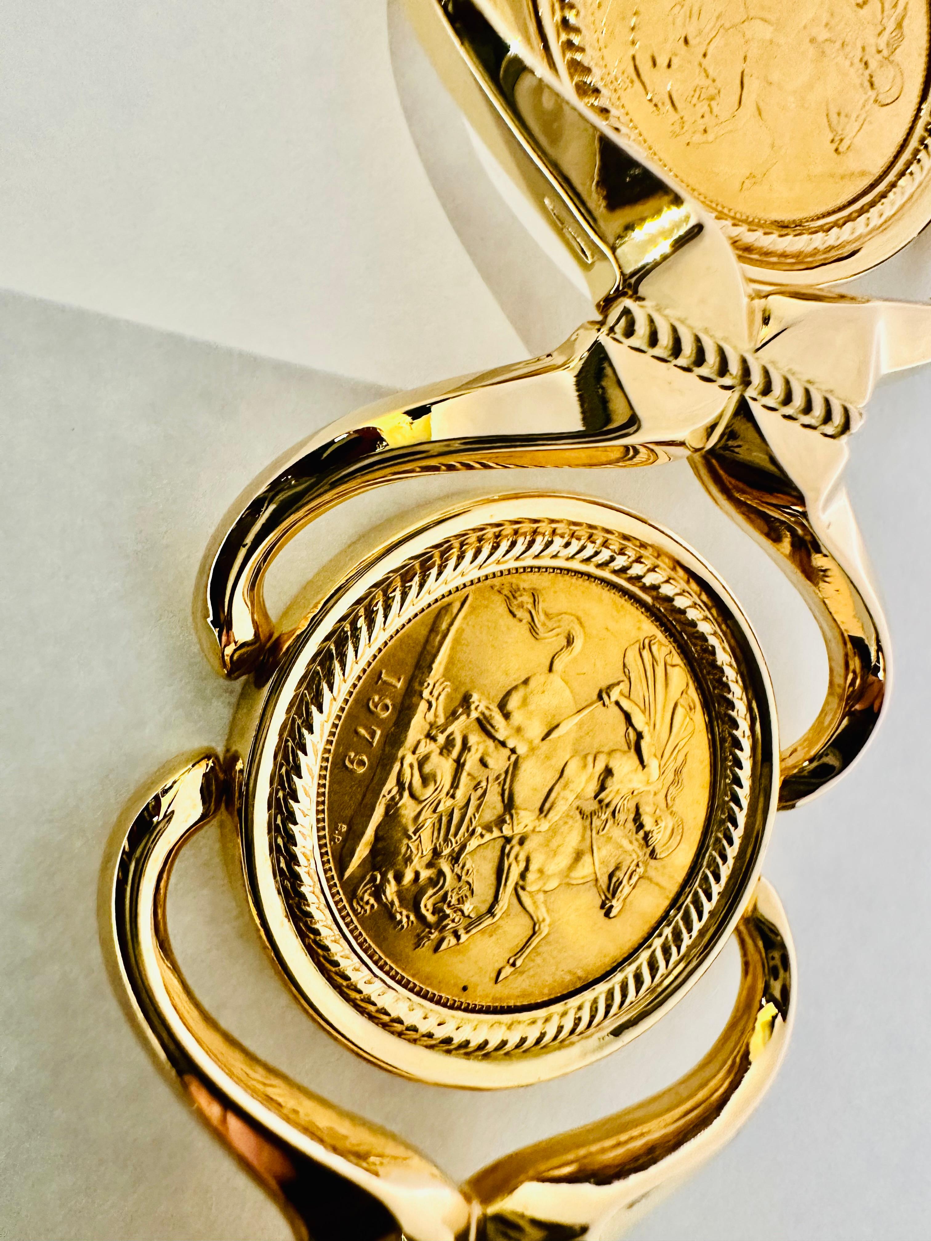 18kt Gold Bracelet with Original Sterling Pounds: History, Prestige and Luxury For Sale 1