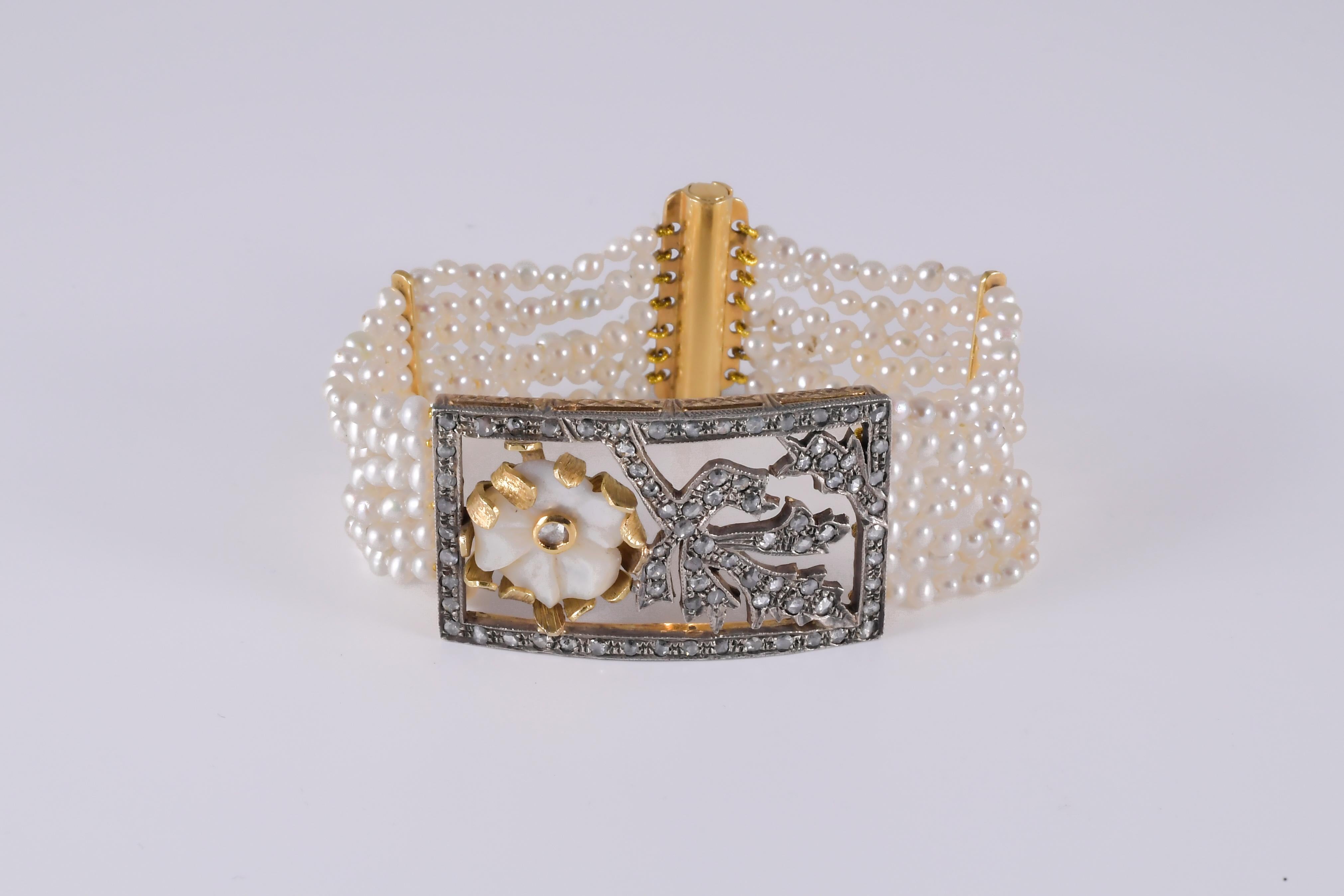 Art nouveau Bracelet en or 18k et argent 14k avec perles d'eau douce et diamants en vente