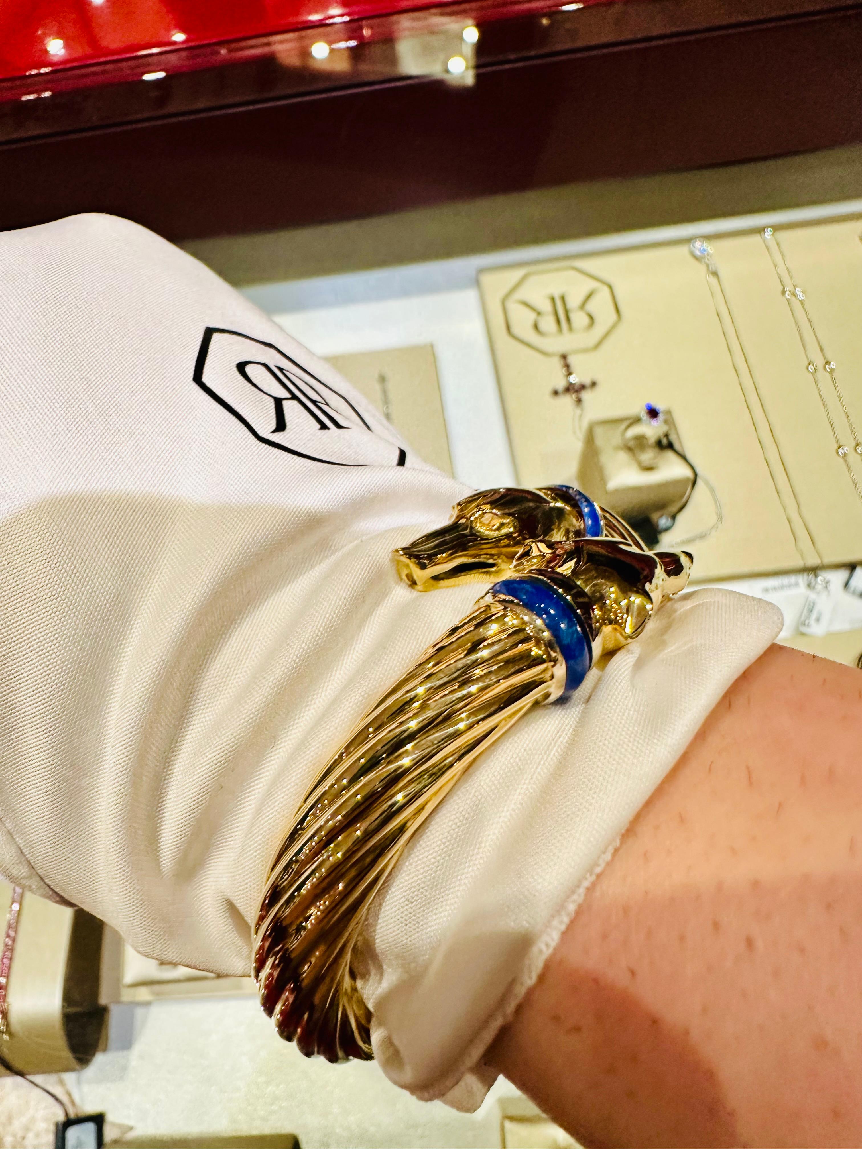 Bracciale in Oro Giallo 18 kt con Teste Levriero – Simbolo di Eleganza e Forza For Sale 2