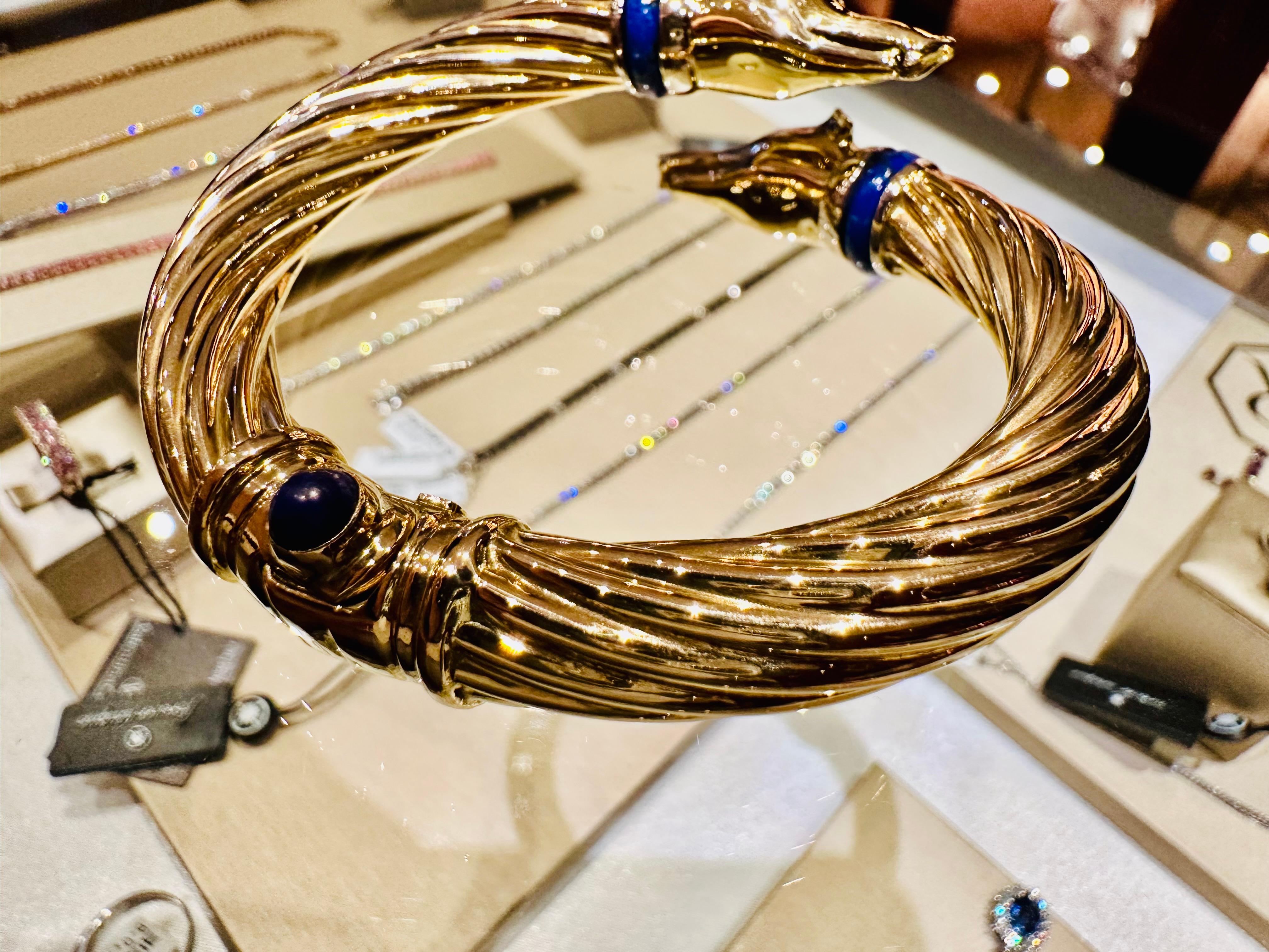 Bracciale in Oro Giallo 18 kt con Teste Levriero – Simbolo di Eleganza e Forza For Sale 3