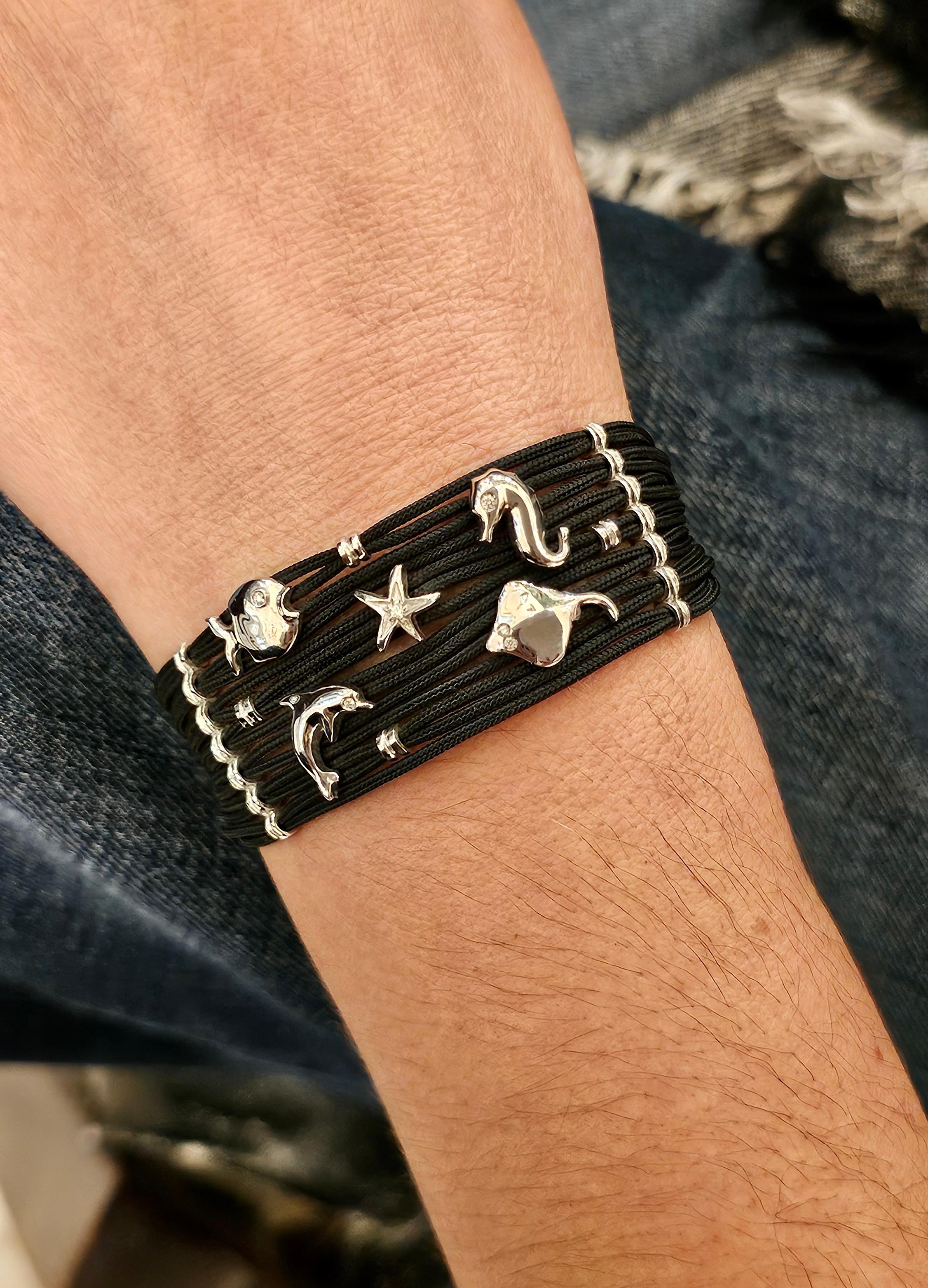 Bracelet in Navy Sagola, White Gold and Diamonds For Sale 4