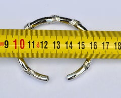 Bracciale Rigido Aperto in Oro Bianco 18k Diamanti Neri