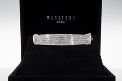 Bracciale Rigido con ct 4.00 di Diamanti Baguette, Oro 18 Kt