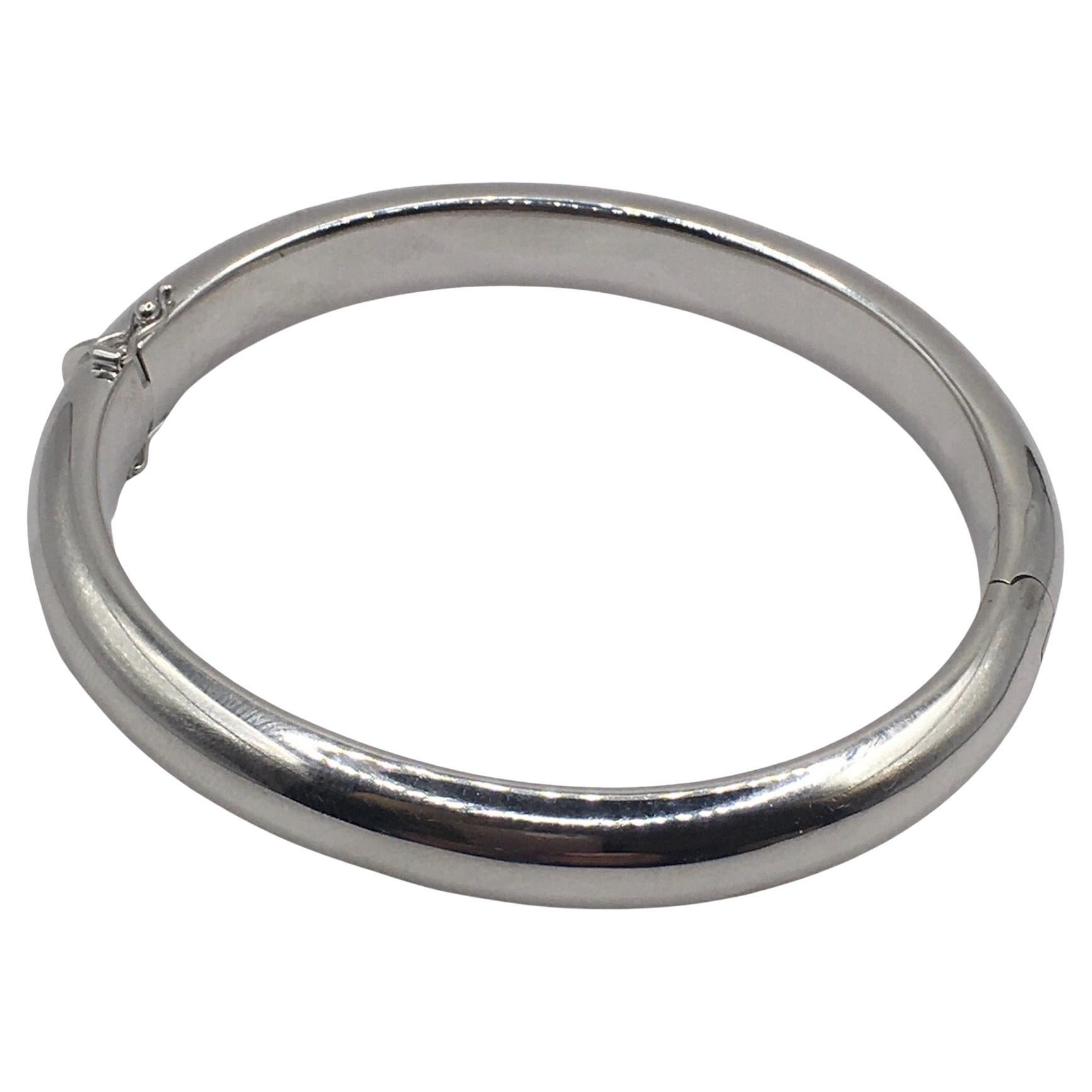 18kt White Gold Rigid Bracelet