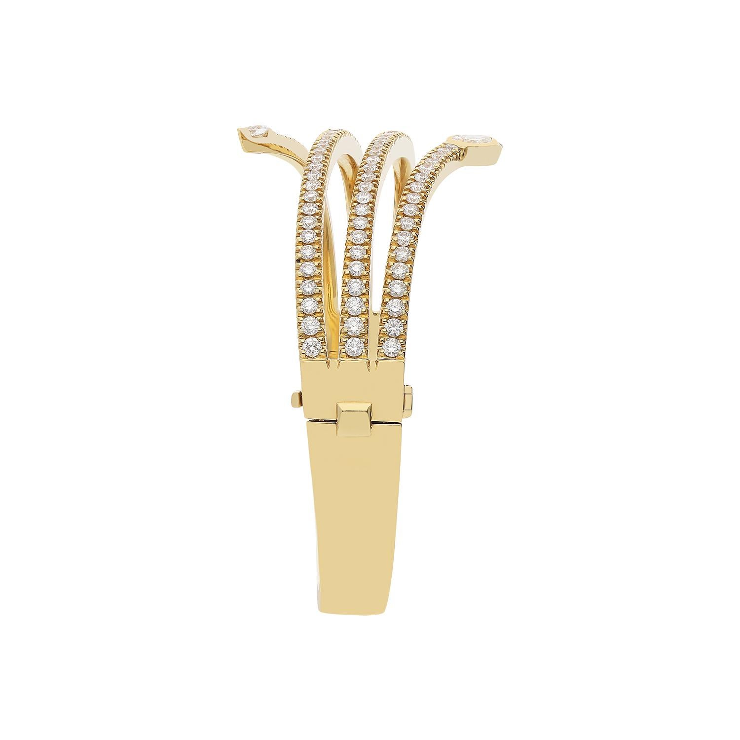 Contemporary 18kt yellow gold rigid bracelet with White Diamonds  For Sale