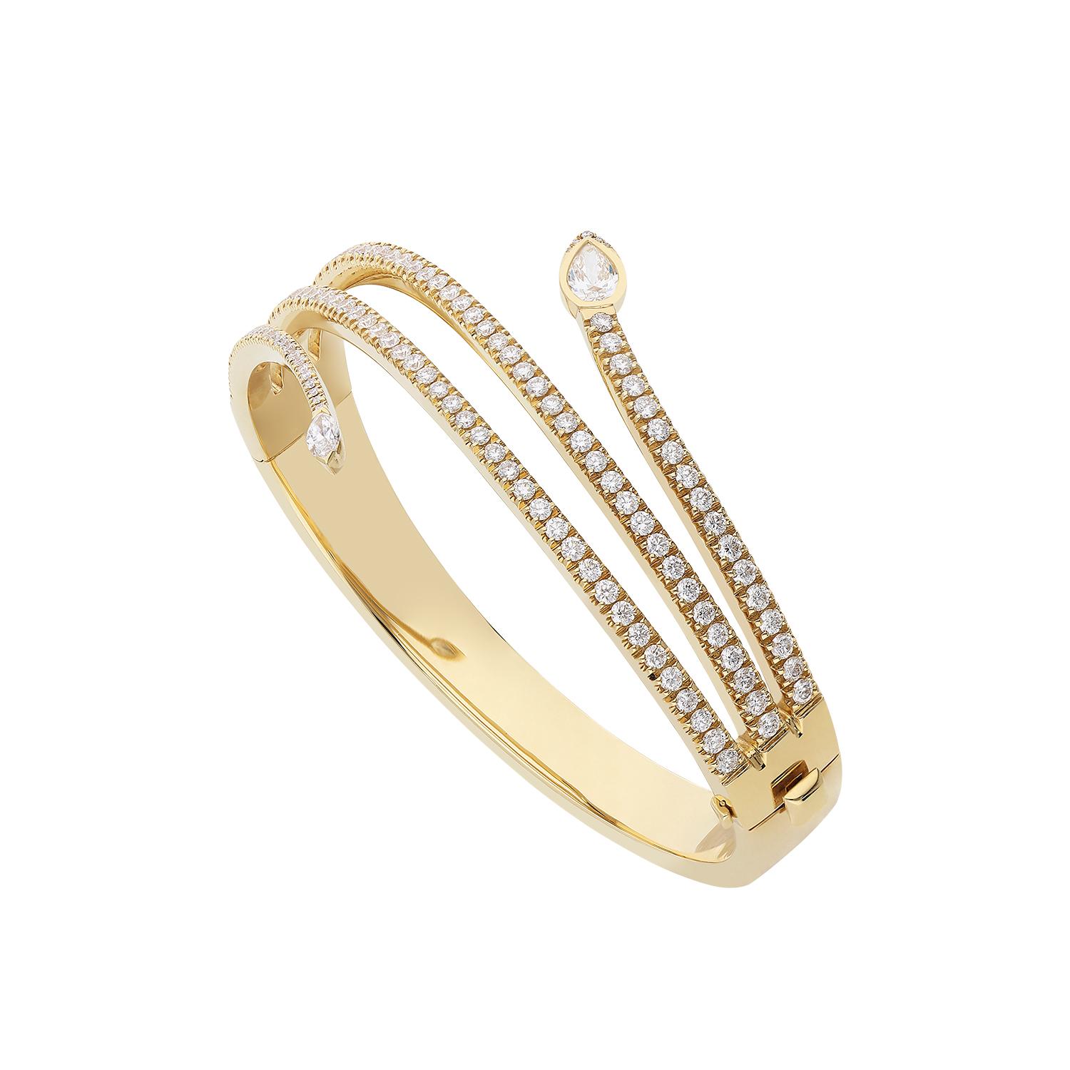 Round Cut Bracelet rigide en or jaune 18kt avec diamants blancs  en vente