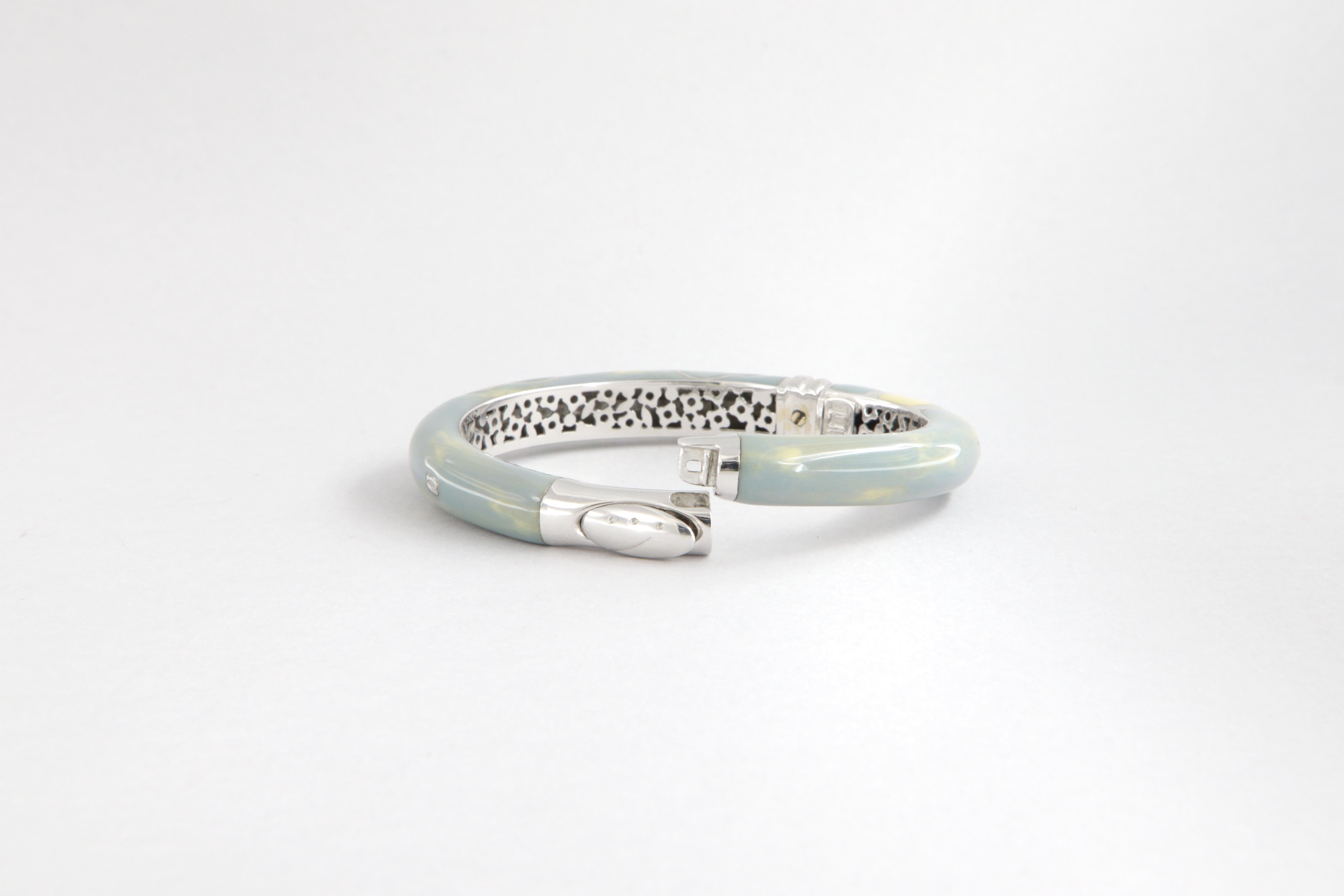 Bracciale rigido La Nouvelle Bague in oro, argento e smalto in vendita 6