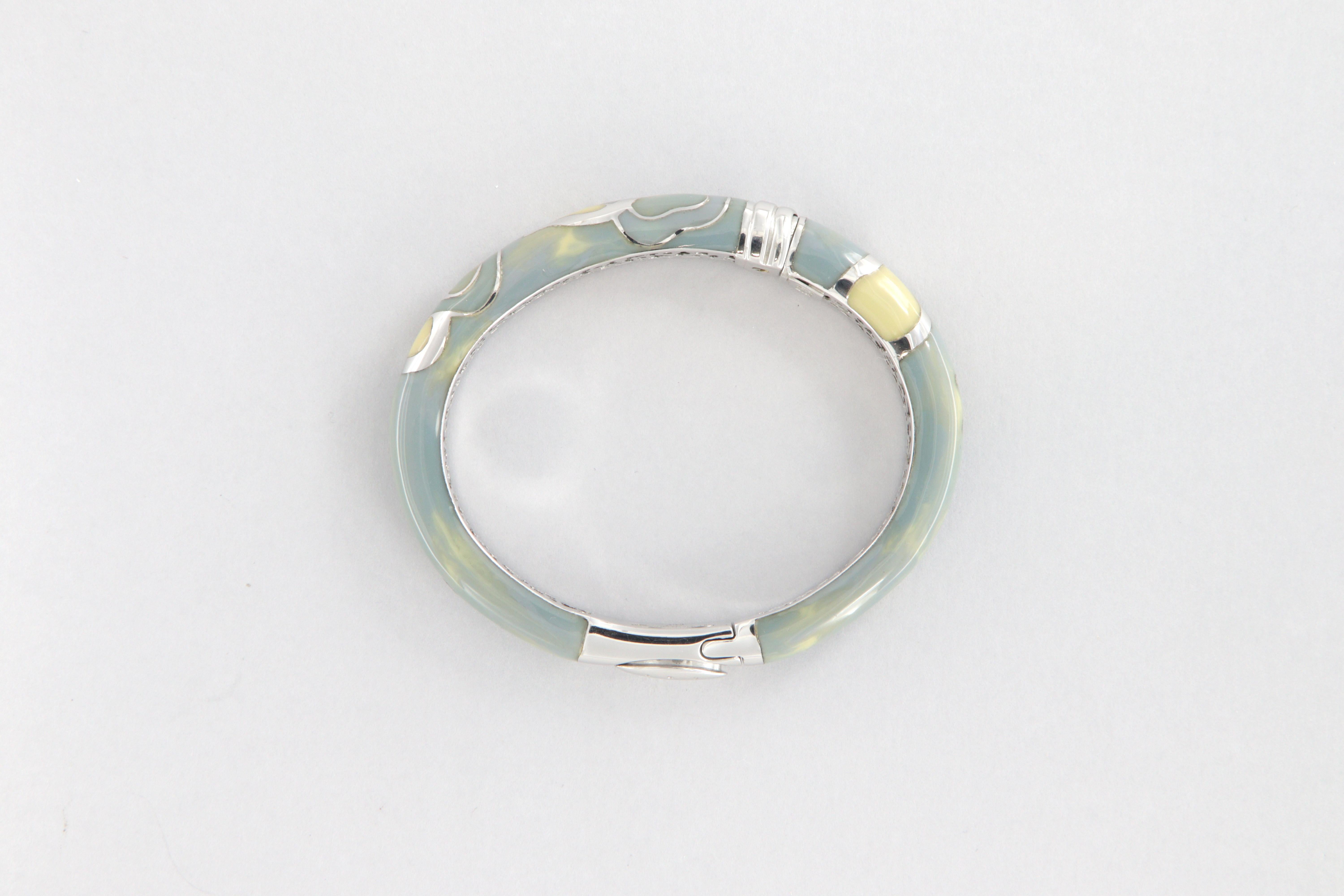 Contemporaneo Bracciale rigido La Nouvelle Bague in oro, argento e smalto in vendita