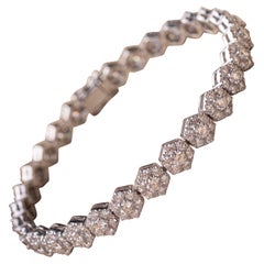 18kt White Gold Diamond Flower Tennis Bracelet