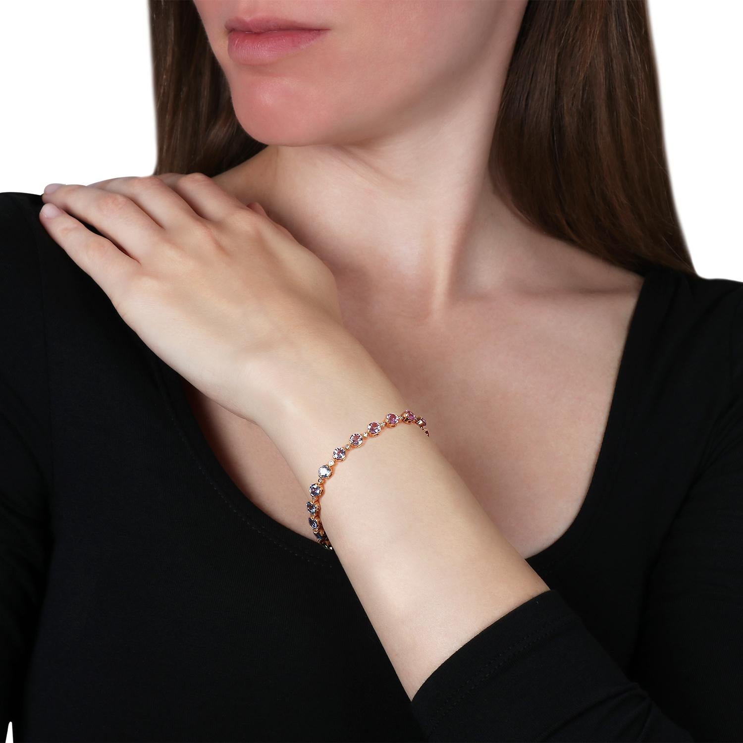 Bracelet de tennis en or rose 18kt avec diamants blancs et saphirs multicolores Pour femmes en vente
