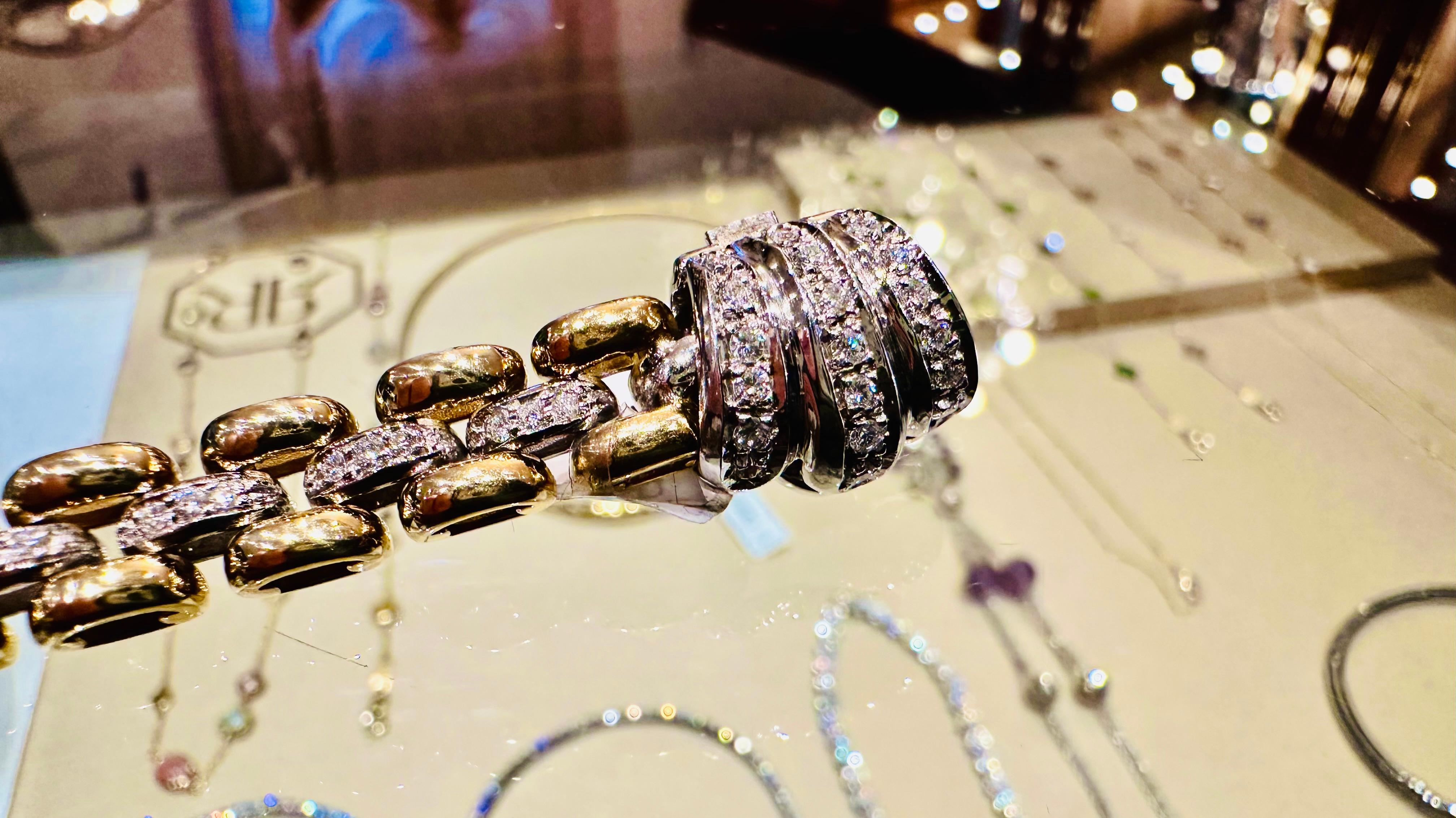 Bracelet unisexe en or 18 kt avec diamants 0.54 : Elégance et polyvalence en vente 4
