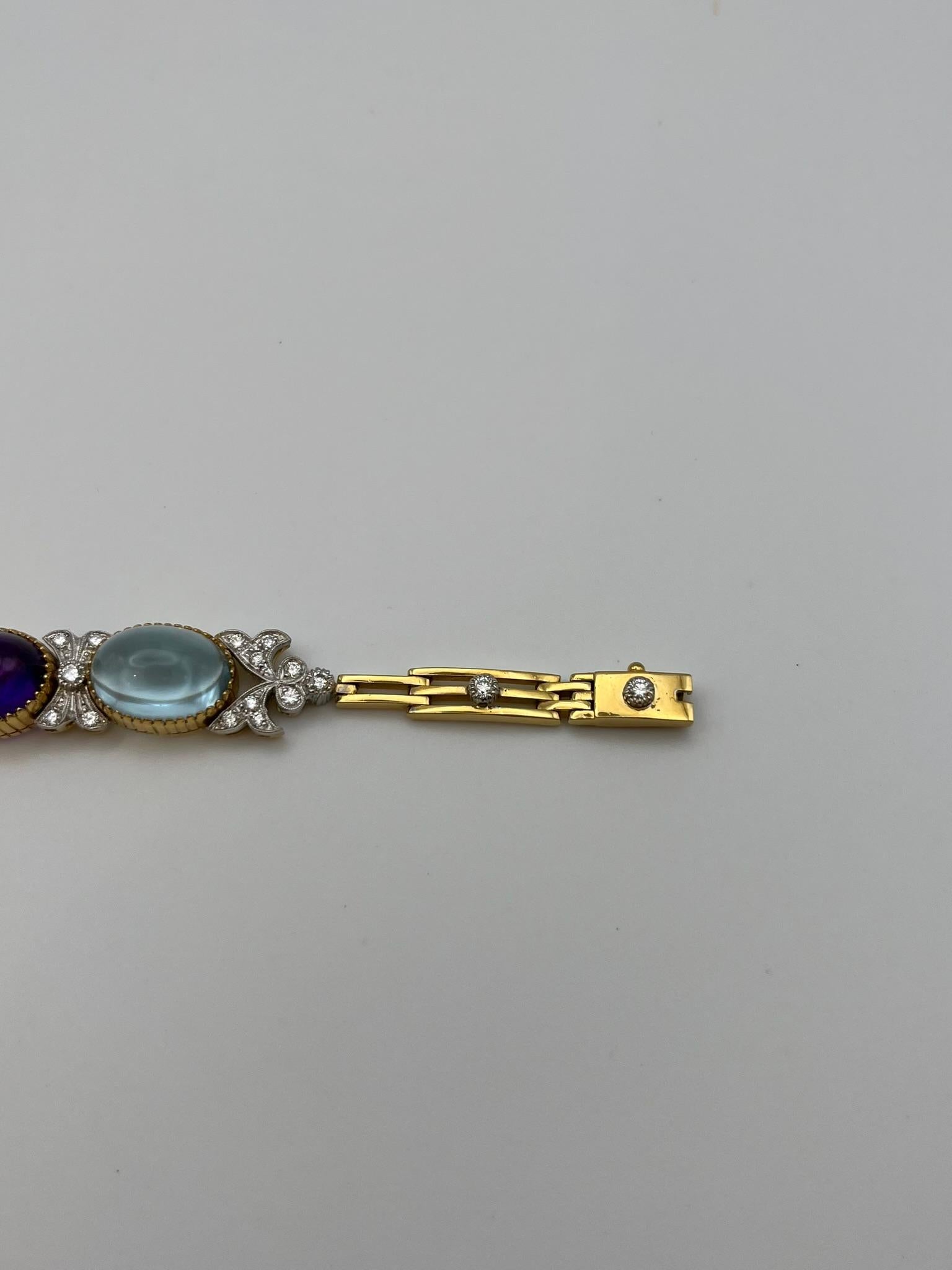 Donna Bracciale vintage con tormaline cabochon e brillanti in vendita