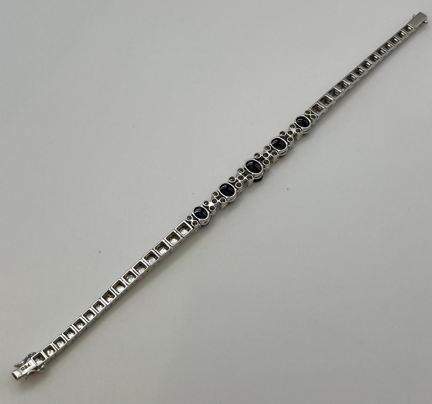 Women's or Men's Vintage bracelet in 18 kt. white gold with sapphires and diamonds For Sale