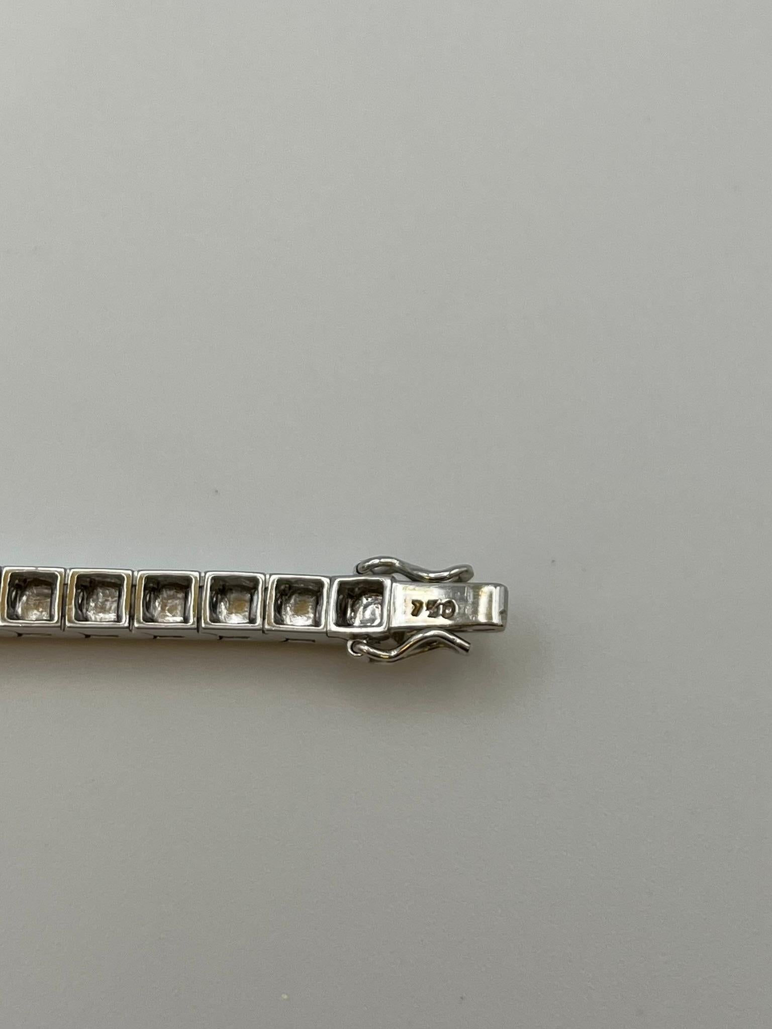 Vintage bracelet in 18 kt. white gold with sapphires and diamonds For Sale 1