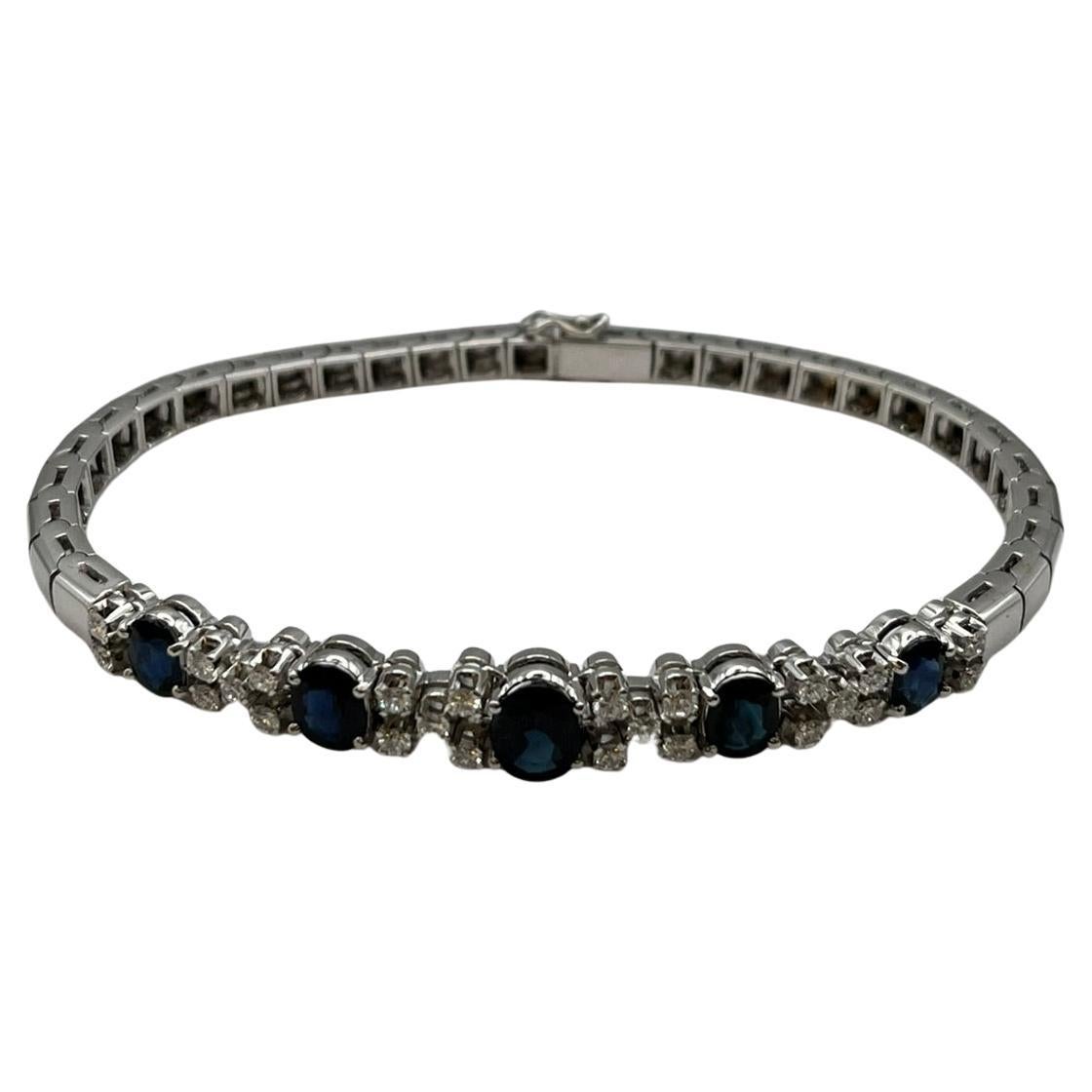 Vintage bracelet in 18 kt. white gold with sapphires and diamonds