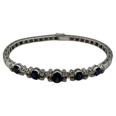 Pulsera vintage de oro blanco de 18 quilates con zafiros y diamantes
