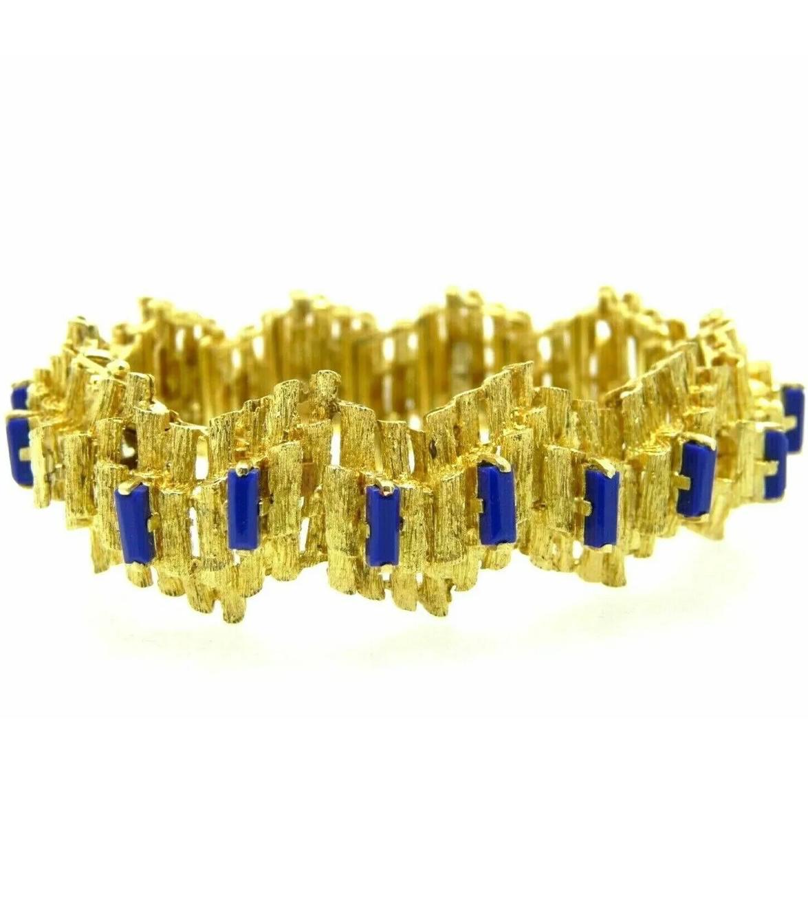 Modernist Vintage Italian modernist style bracelet in 18k gold with lapis lazuli For Sale