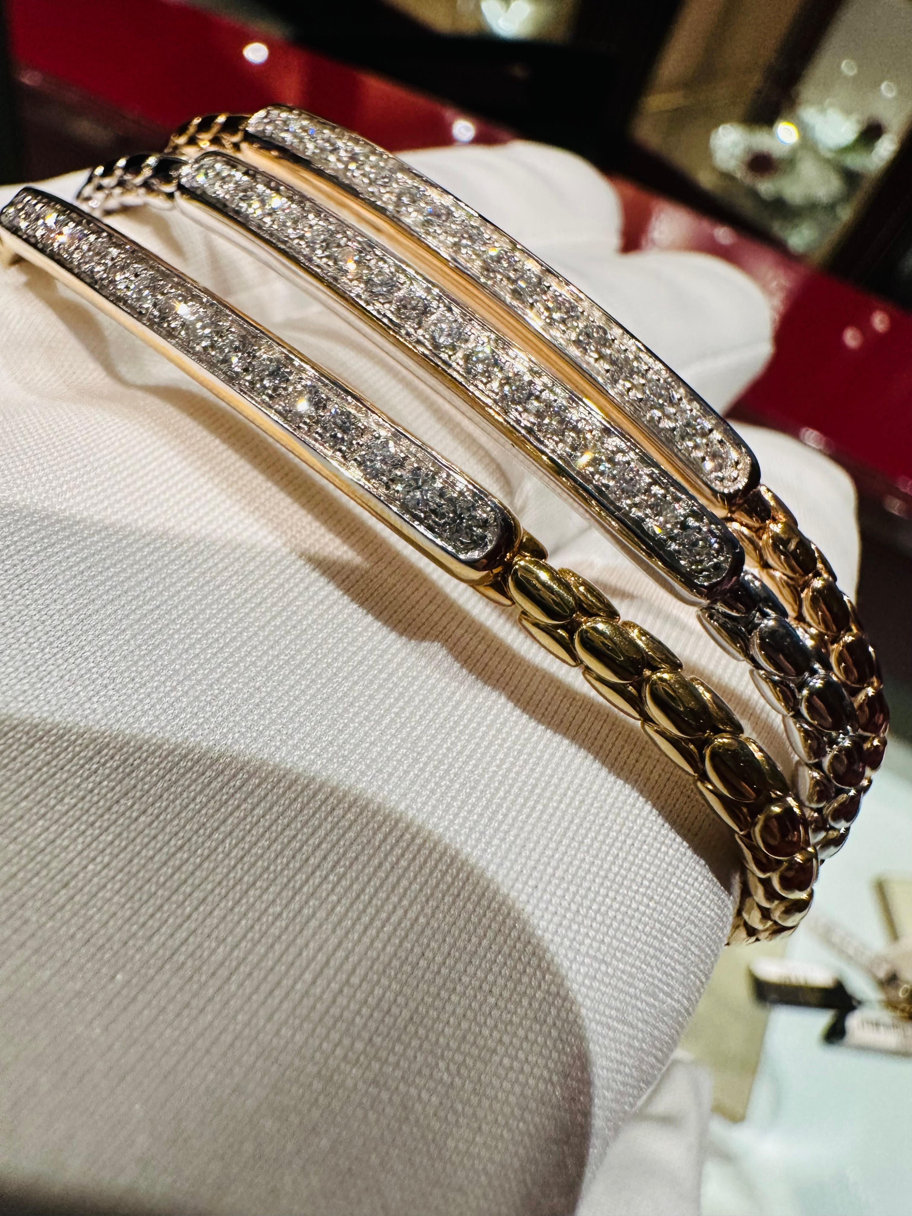 Bracciali Stretch Chimento in Oro Bianco, Giallo e Rosé con Diamanti For Sale 1
