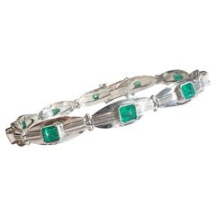 Bracelet 10 émeraudes pour 2 carats, or blanc 18 carats