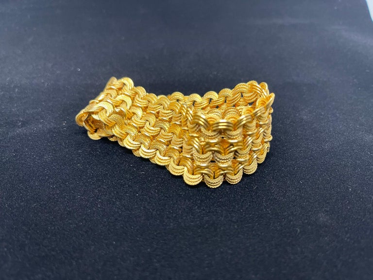 Bracelet 18 Karat Gold For Sale at 1stDibs