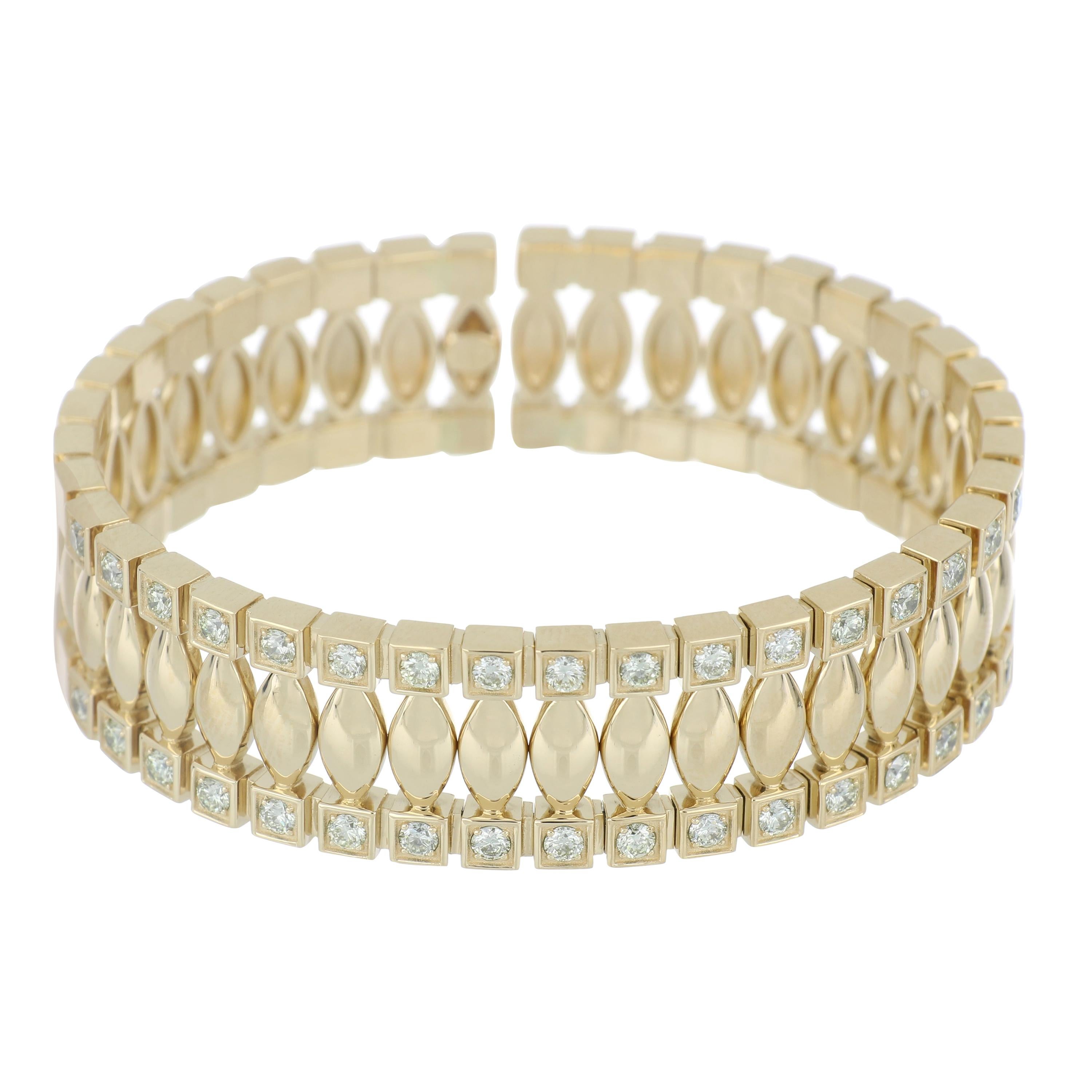 Bracelet 18 Karat Yellow Gold and Cream Diamonds VS color G, Handmade For Sale