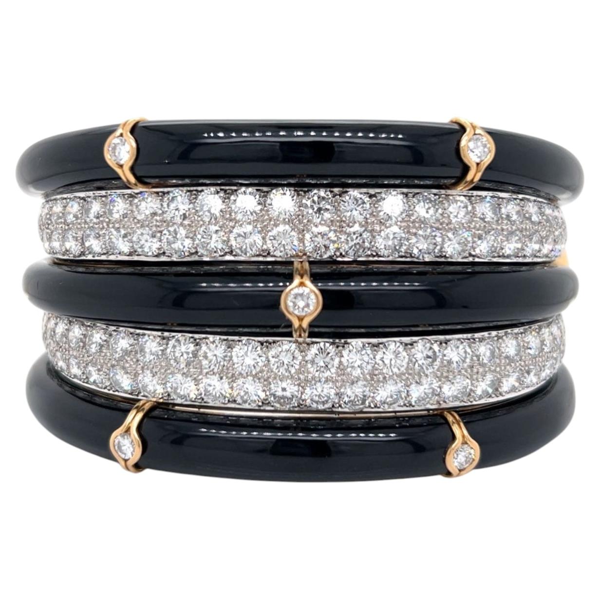 BRACELET - Diamants de 24 carats montés sur or jaune et blanc 18 carats.