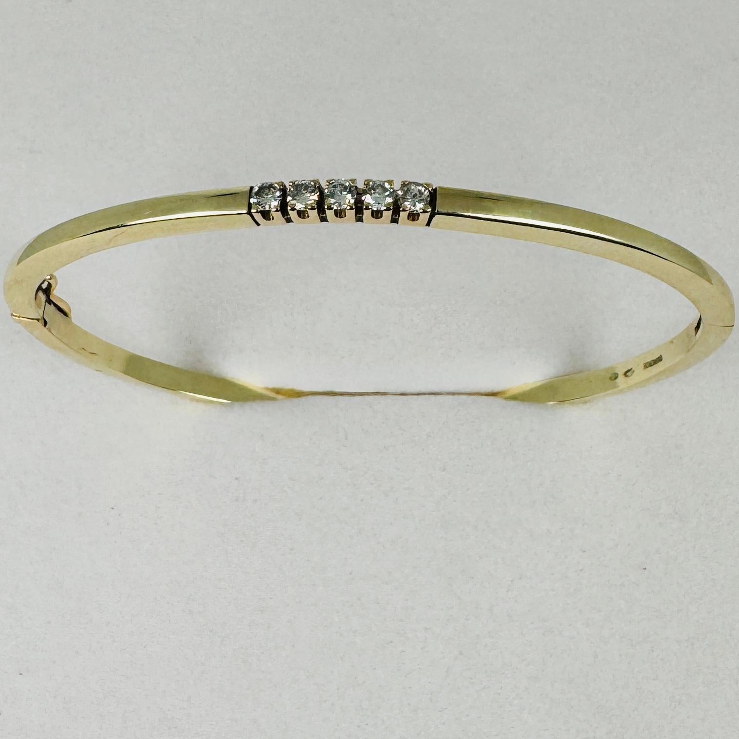 Bracelet bangle 14 carat yellow gold  5 brilliant cut diamonds of 0.25 carat For Sale 4